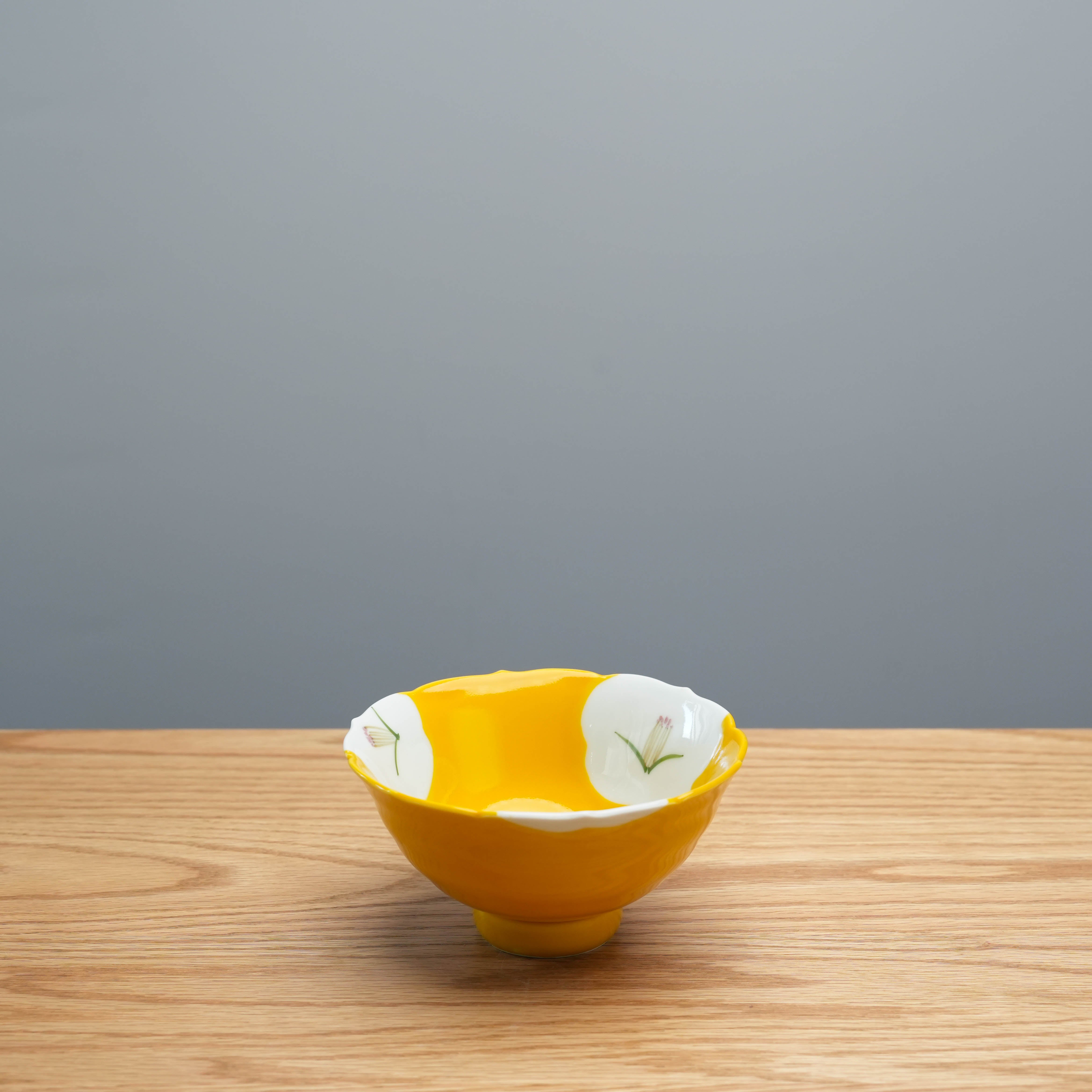 Artia Ware Plum Blossom Petal Rim Bowl