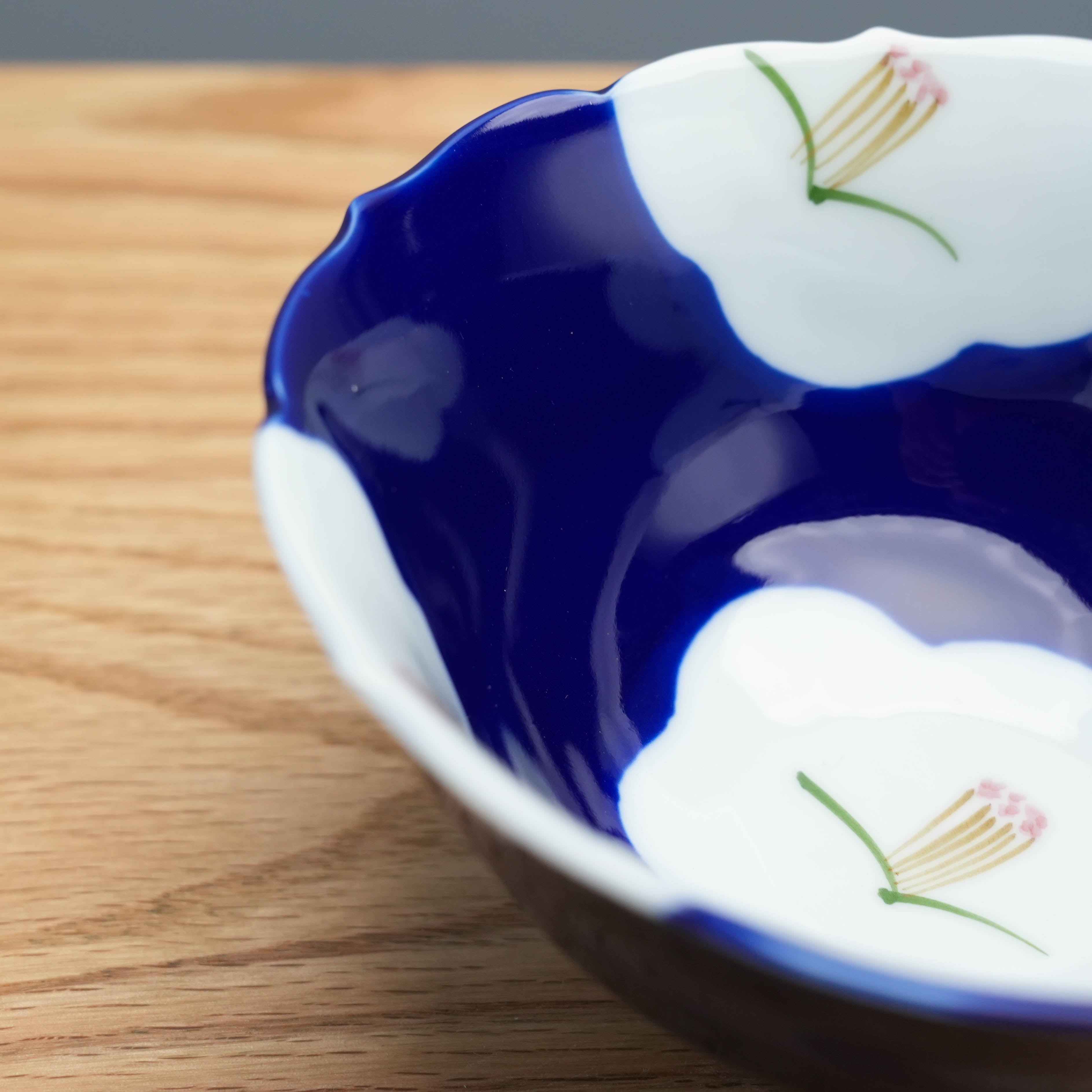 Artia Ware Plum Blossom Petal Rim Bowl
