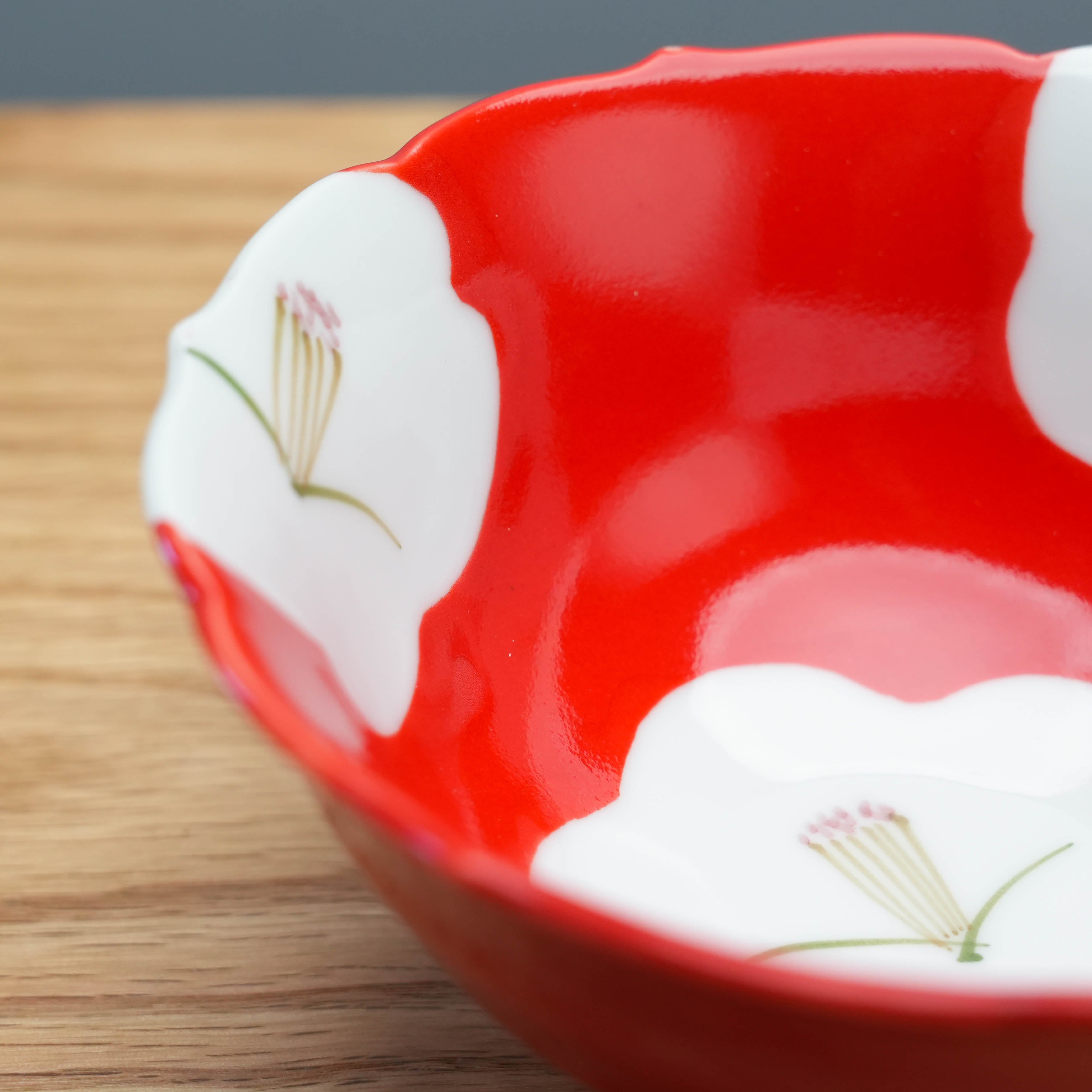 Artia Ware Plum Blossom Petal Rim Bowl
