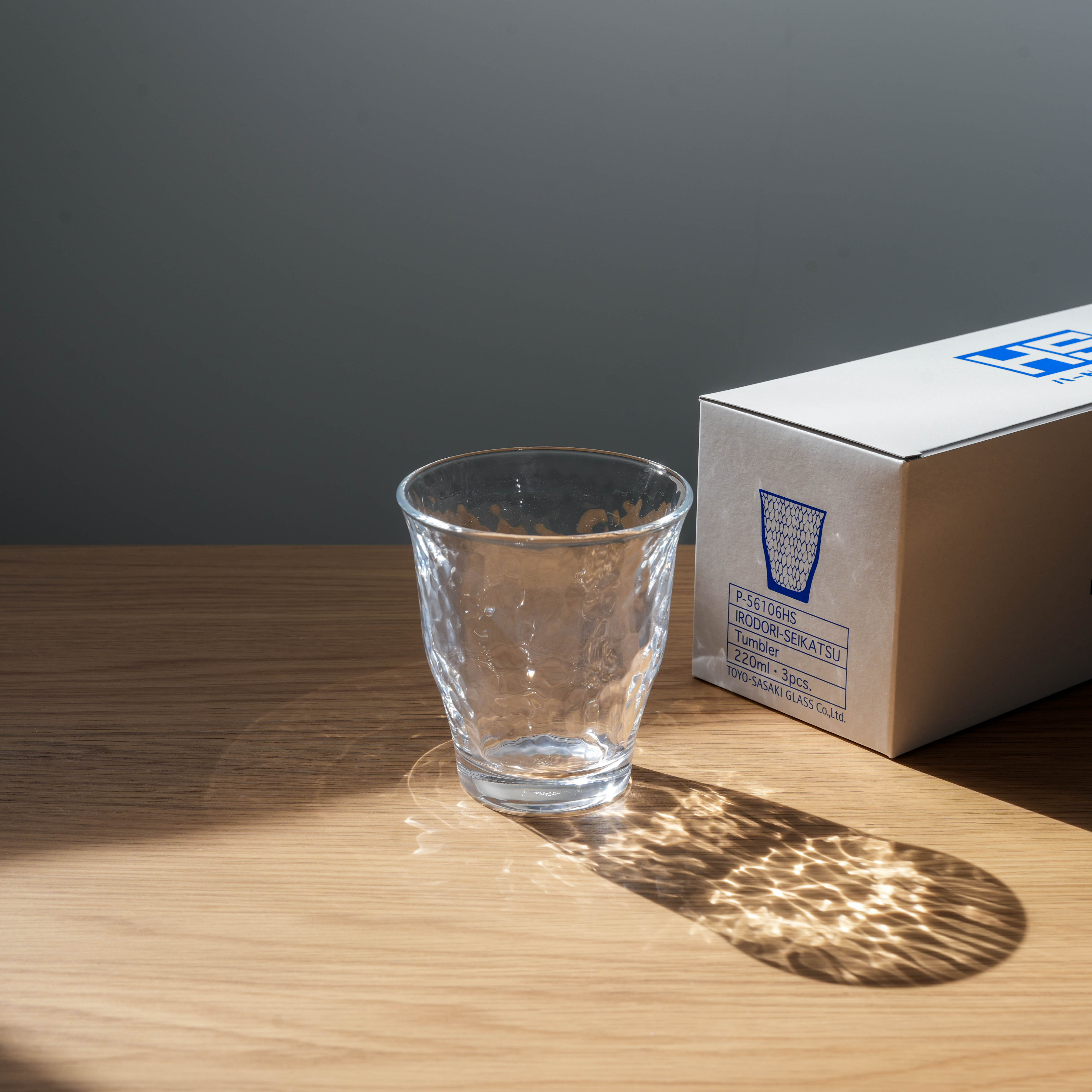Toyo-Sasaki HS Irodori Seikatsu Glass with packaging box, showcasing durable Japanese design and textured finish for stylish drinkware sets.
