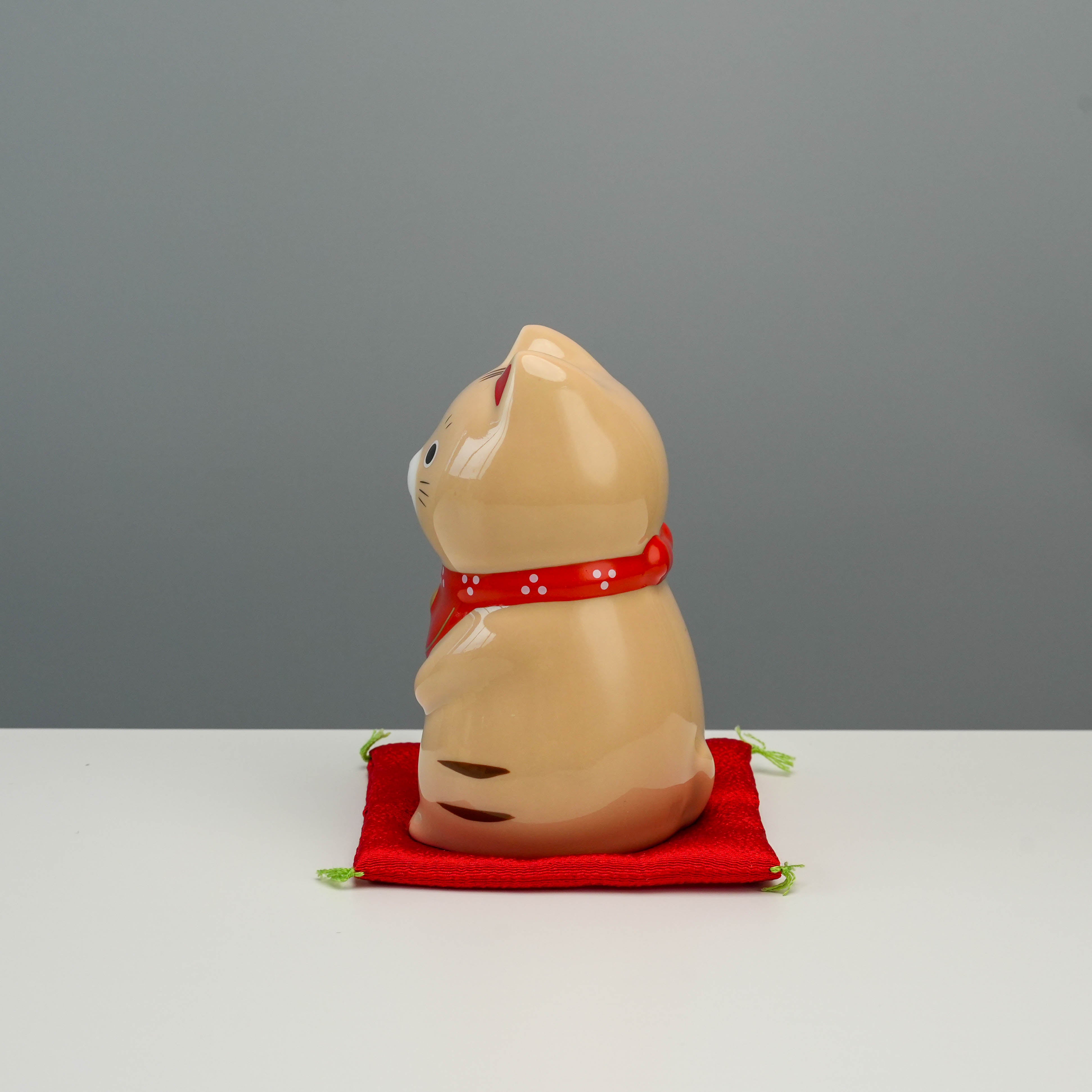 Yakushigama Bliss Beckoning Cat Orange