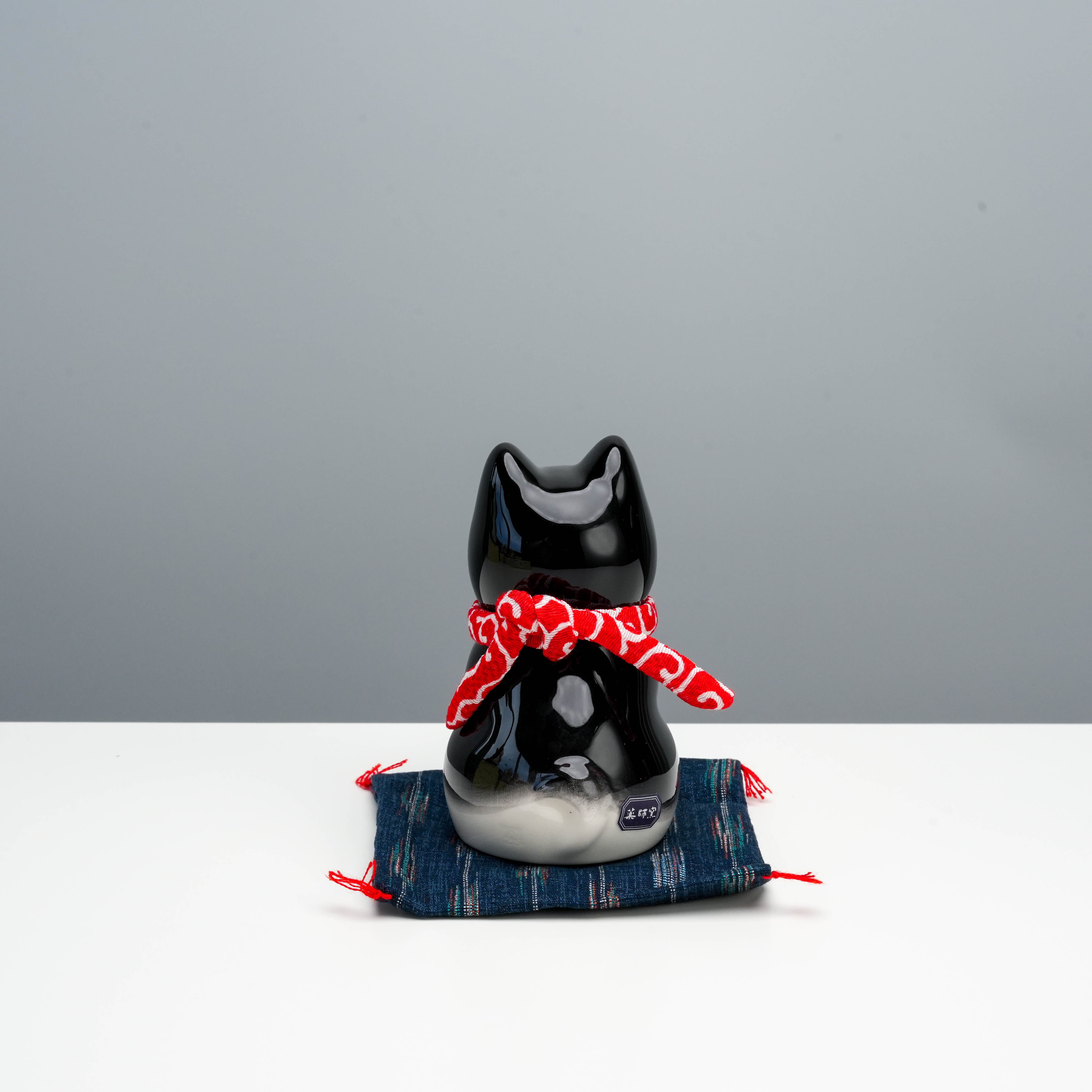 Yakushigama Shiba Dog Wishing Ornament Black