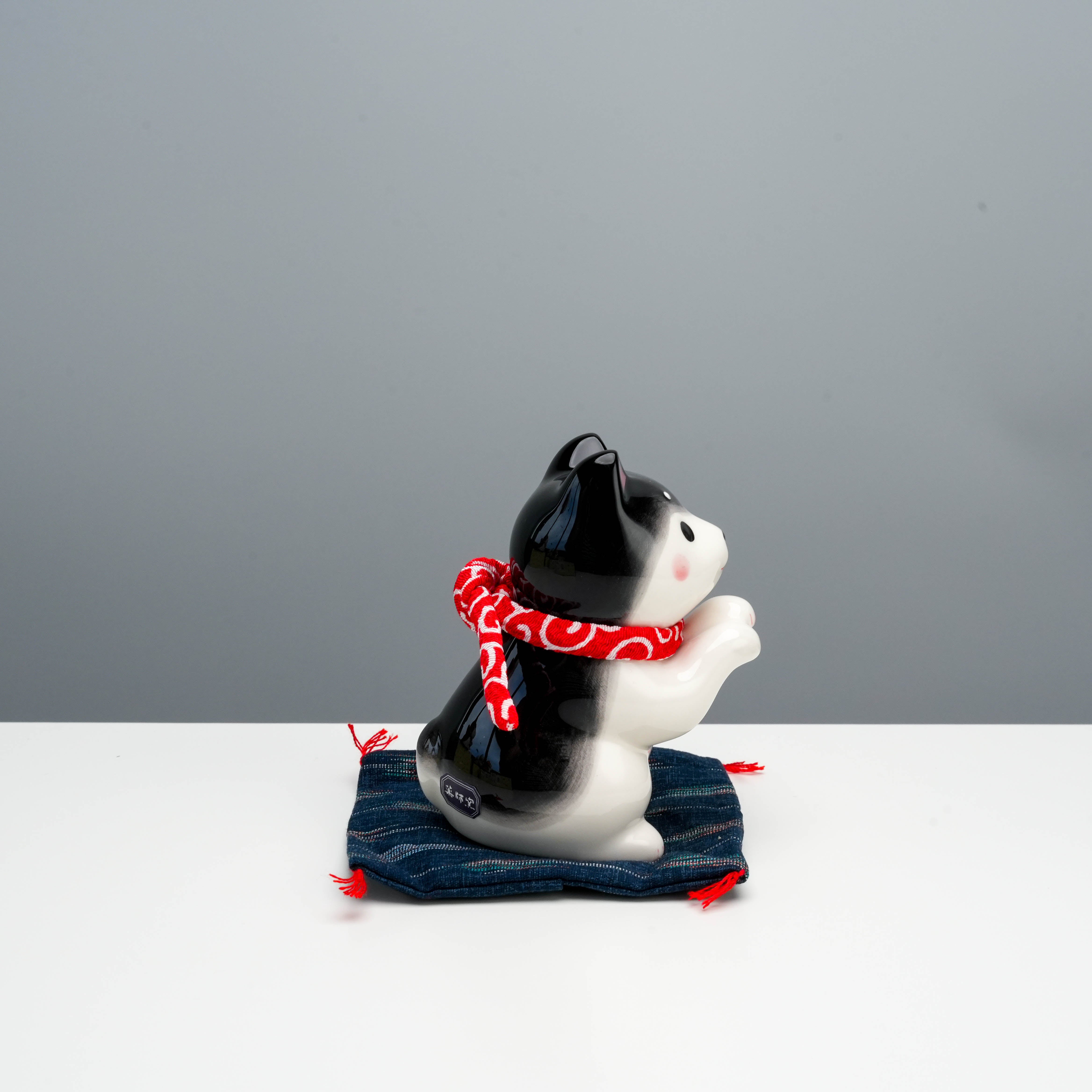 Yakushigama Shiba Dog Wishing Ornament Black