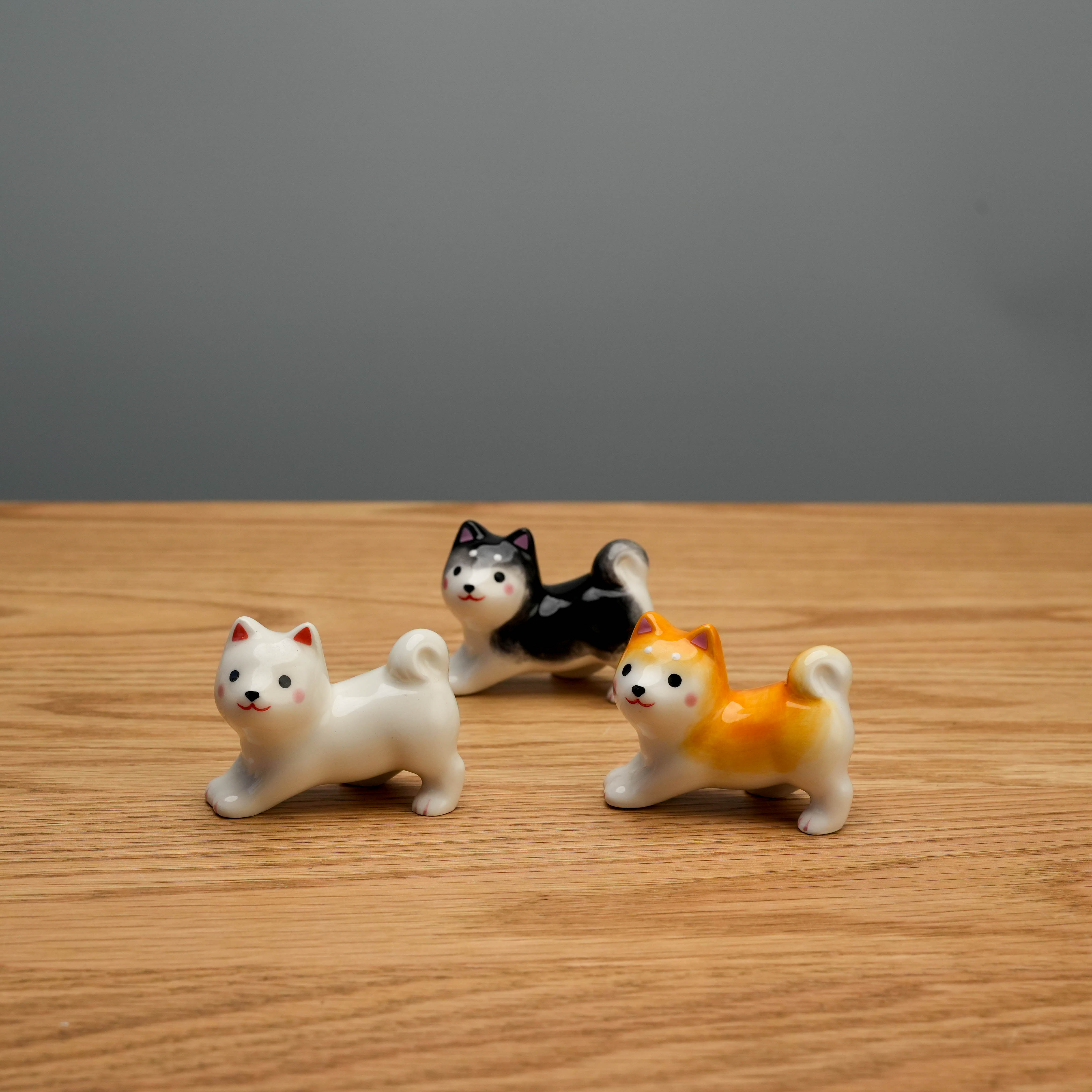 Yakushigama Shiba Dog Stretching Chopstick Rest 3 Set