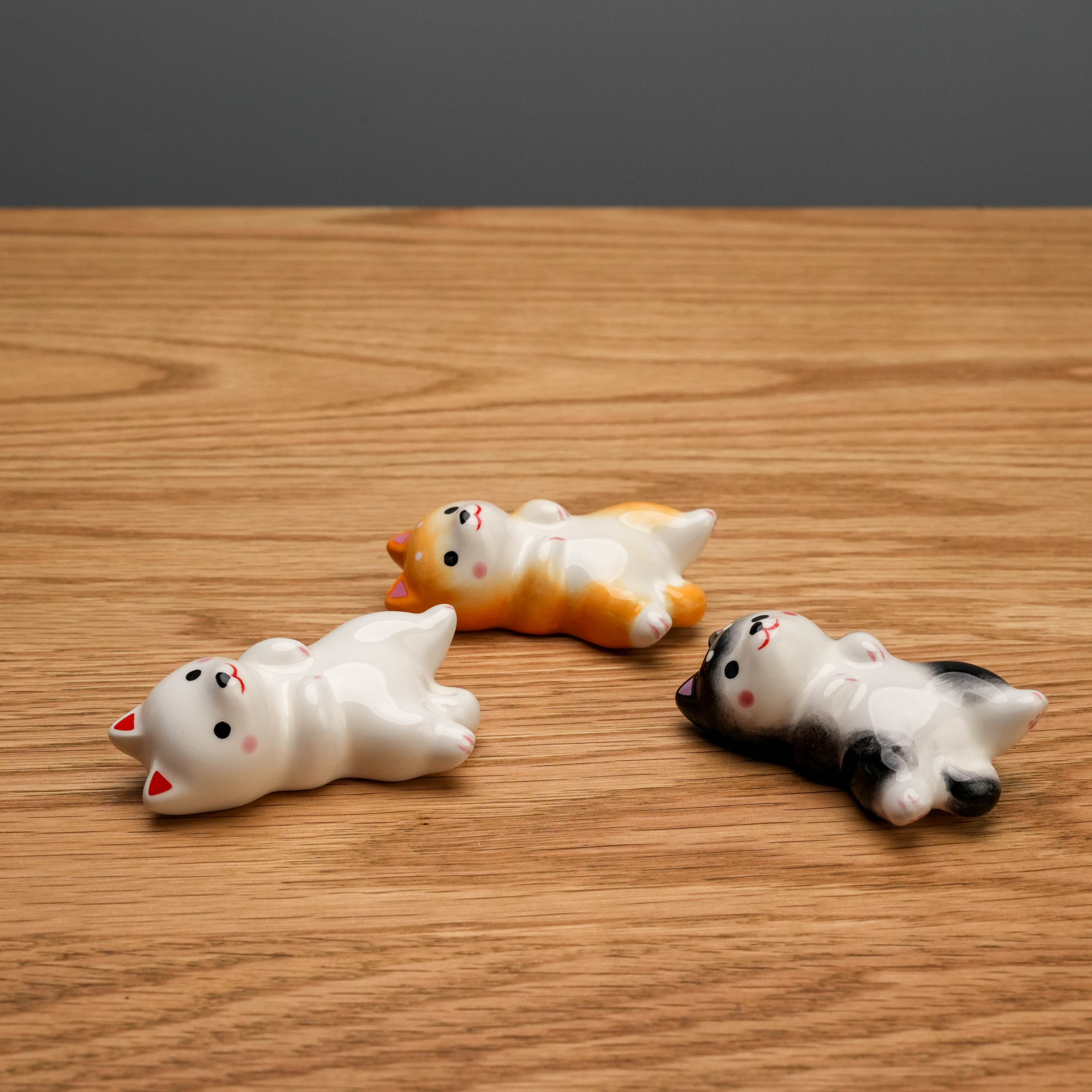 Yakushigama Shiba Dog Lying Down Chopstick Rest 3 Set