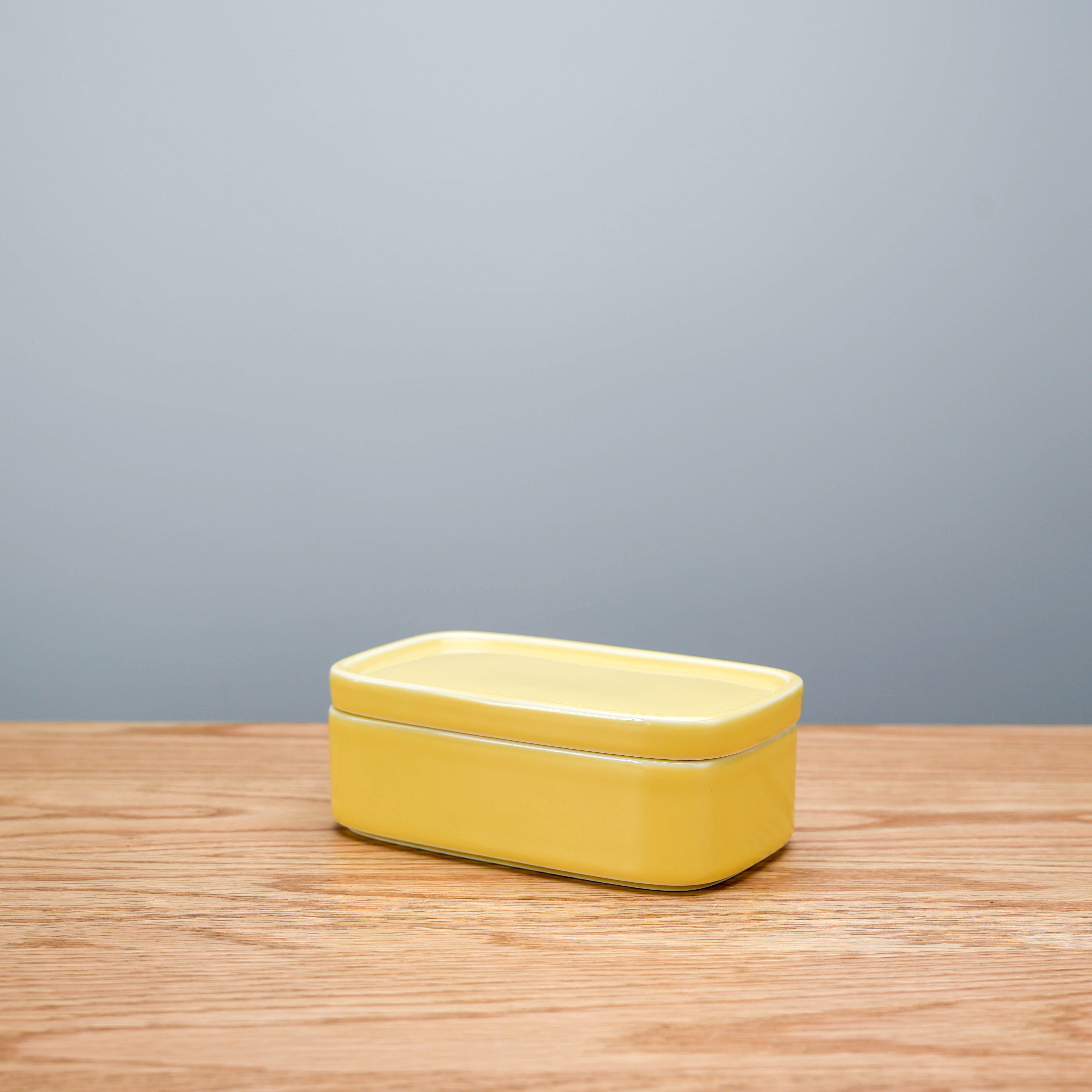 Hasami Ware Hakusan Butter Dish