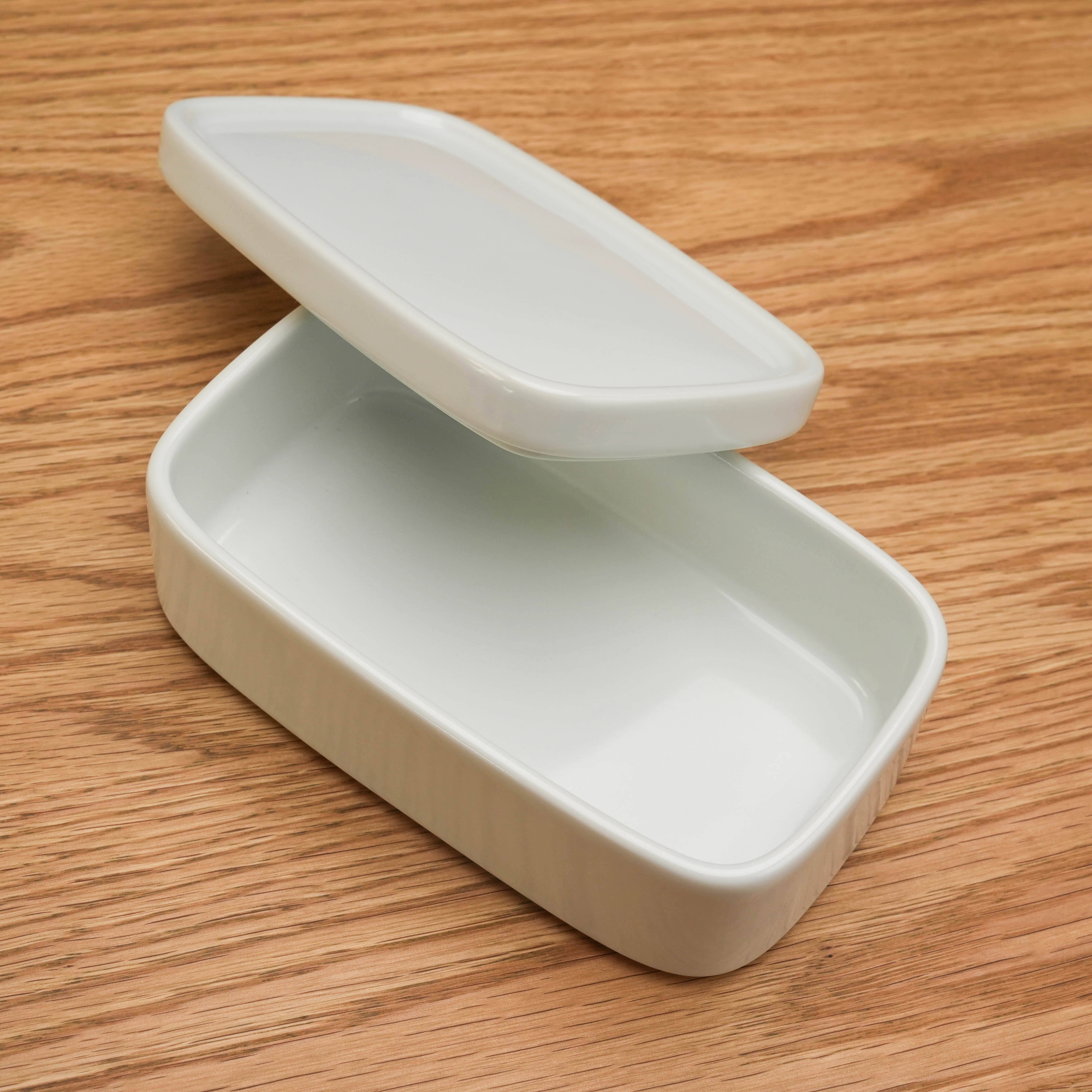 Hasami Ware Hakusan Butter Dish