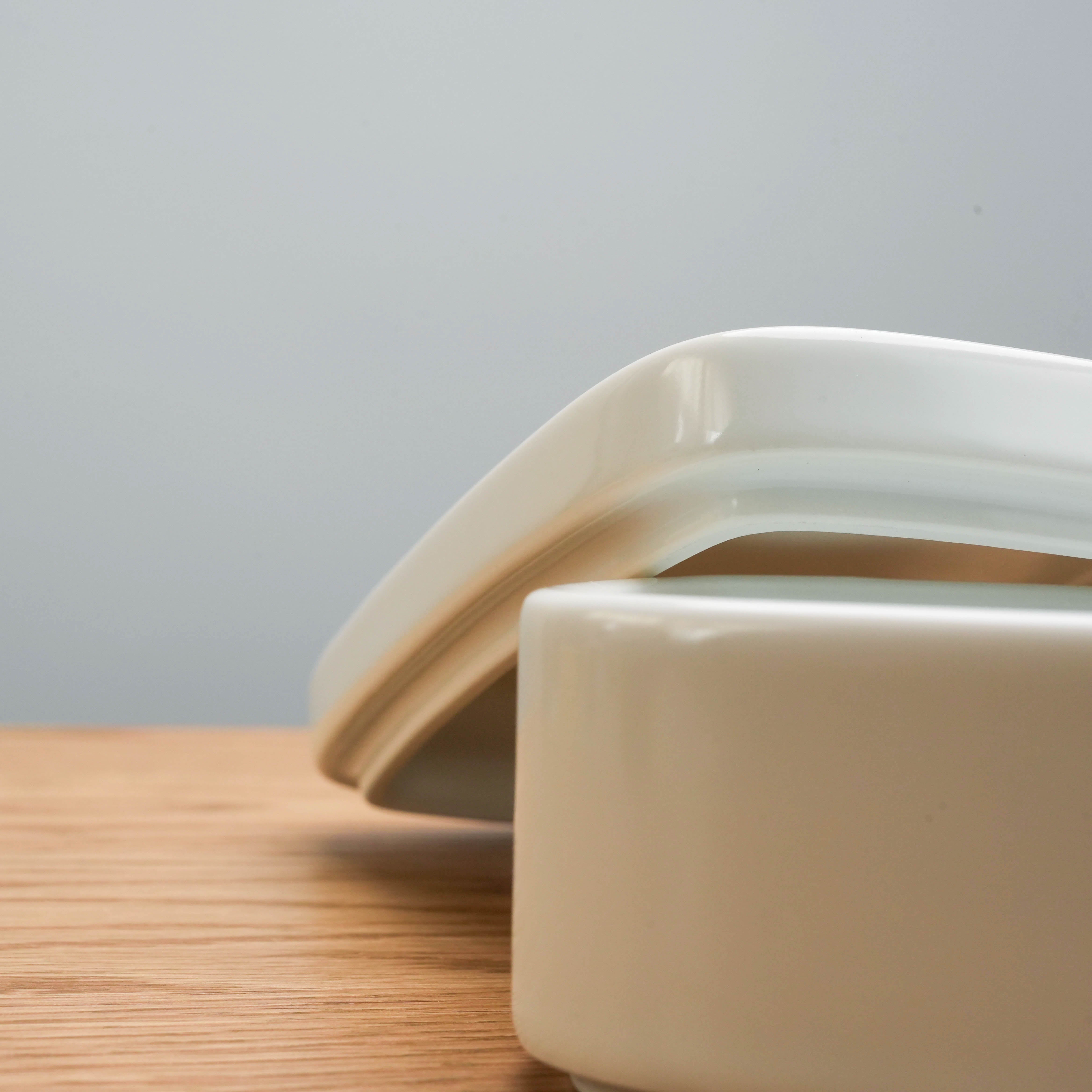 Hasami Ware Hakusan Butter Dish