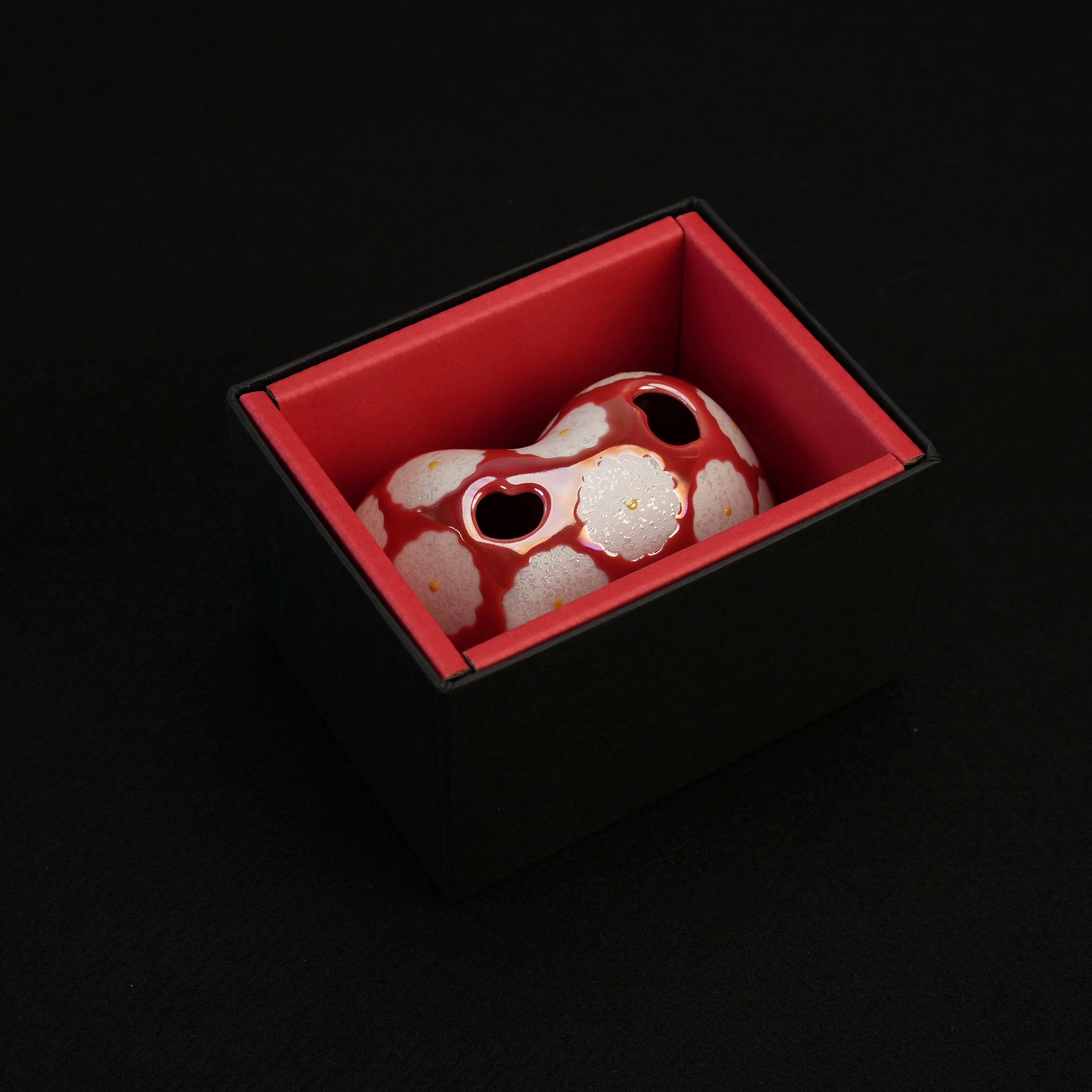 Arita Ware Nishiki Red Flower Pearl Glaze Incense Holder