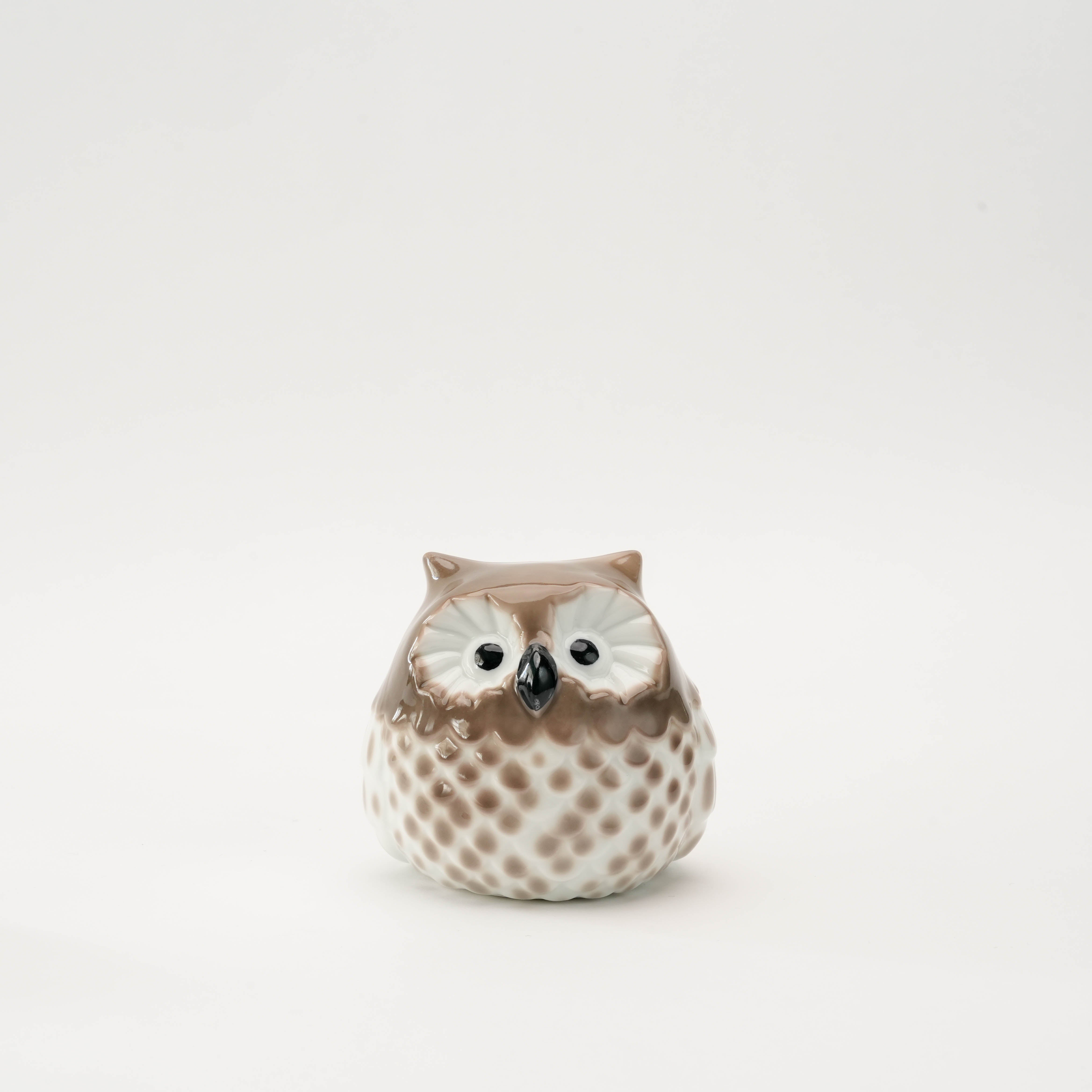 Large Housuke Owl Figurine handcrafted in Arita Ware ceramic, showcasing intricate feather detailing and wide-eyed charm.