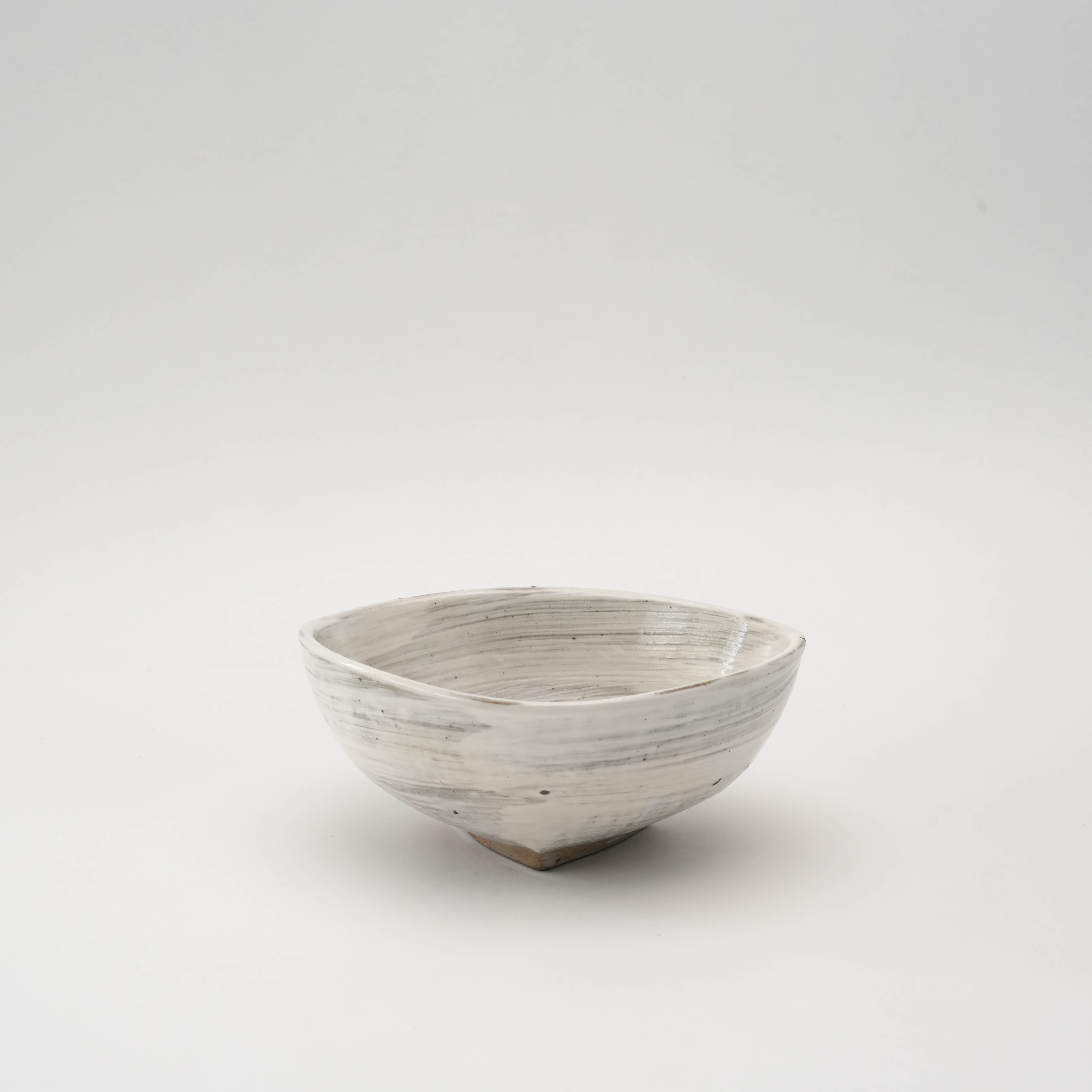 Kimikage Triangular Bowl - Small Bowl with handcrafted clay and white brush-glazed finish, ideal for serving salads or side dishes.