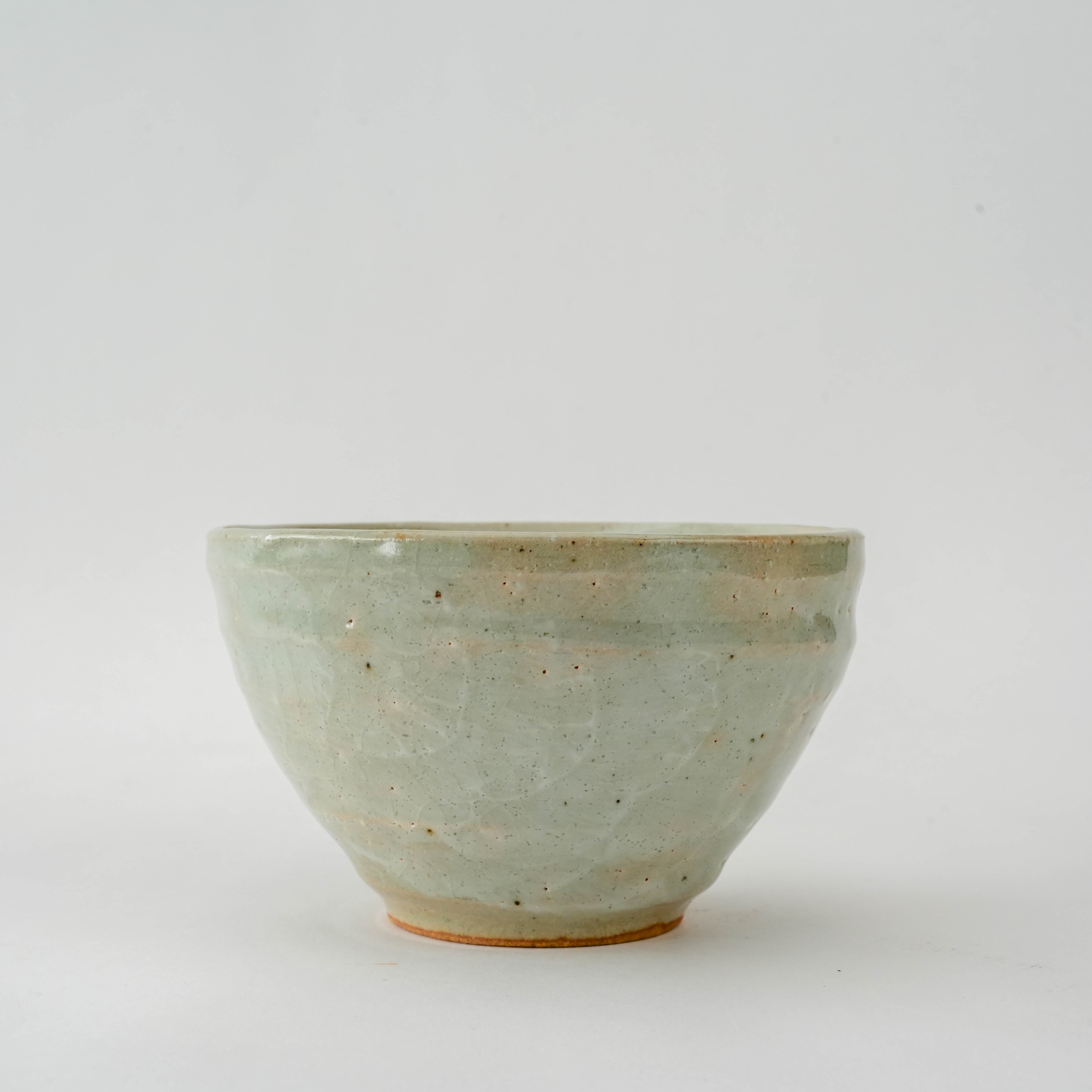 Japanese Mino Ware Bowl with white tataki texture, showcasing artisanal craftsmanship in a compact 12x6.8 cm size for versatile dining use.