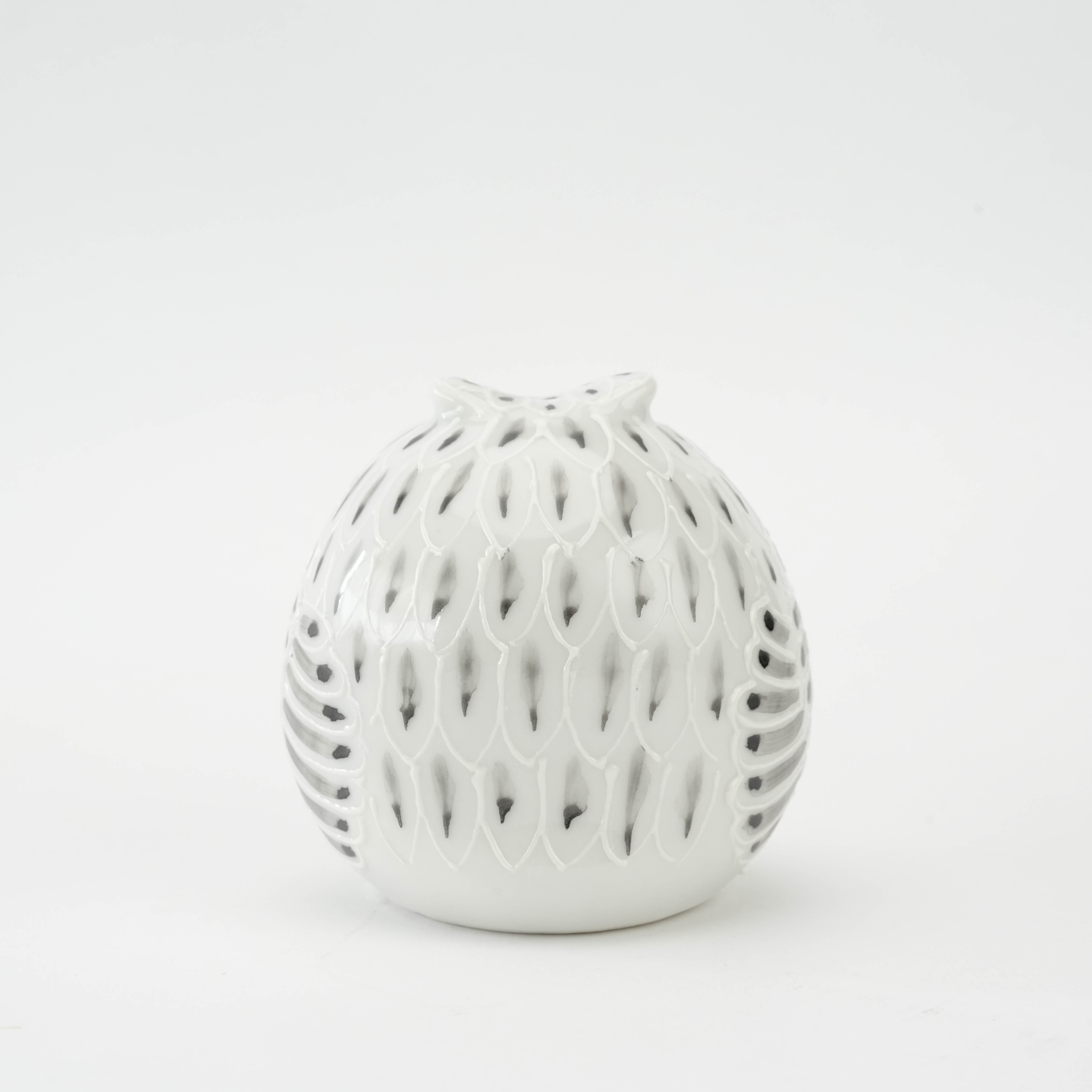 Back view of Kutani Owl Figurine - White & Black Detailing highlighting the symmetrical cutout pattern and glossy ceramic finish.