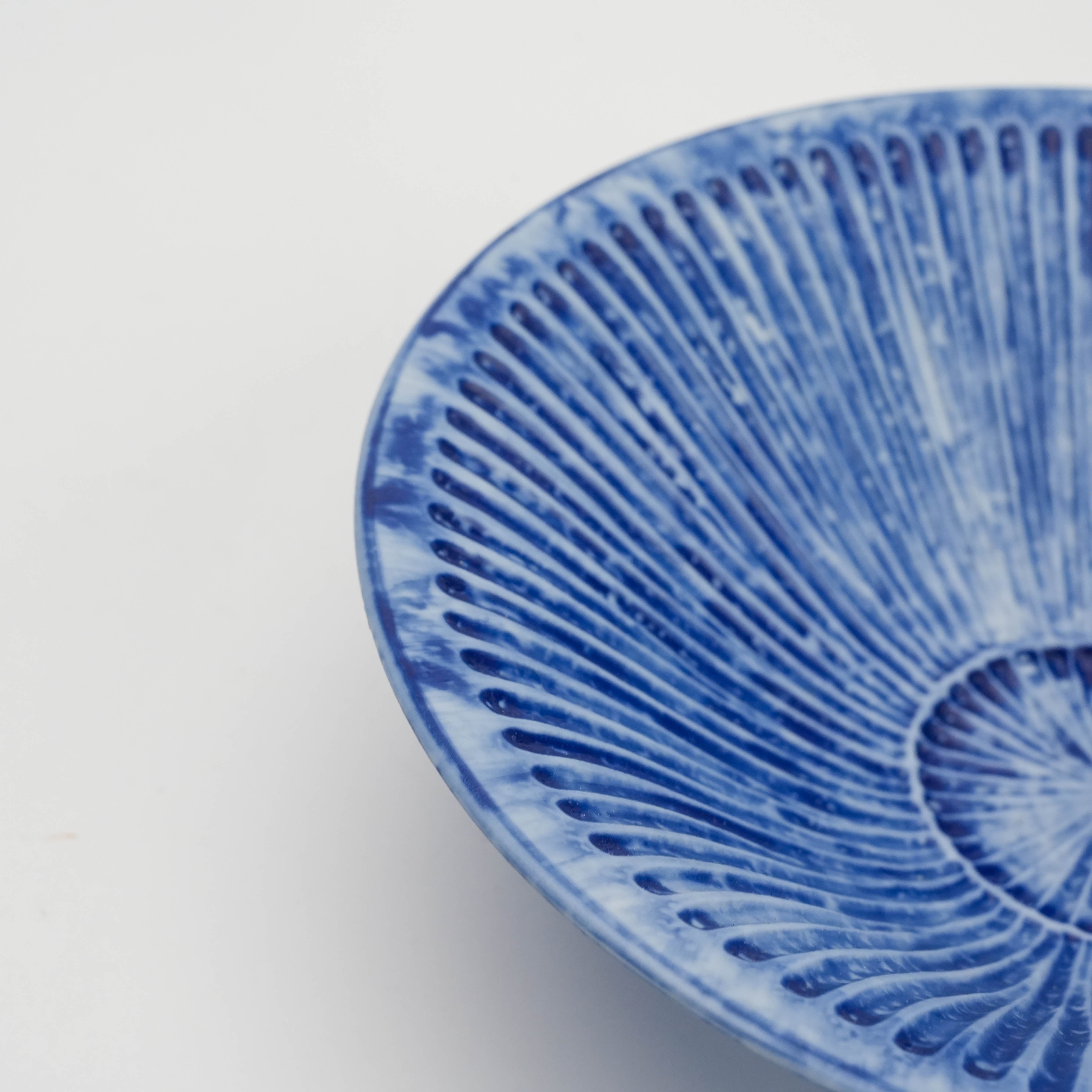 Close-up of Mino Ware Indigo Blue Shinogi Bowl highlighting the fine hand-carved fluted texture and artisanal Japanese design.
