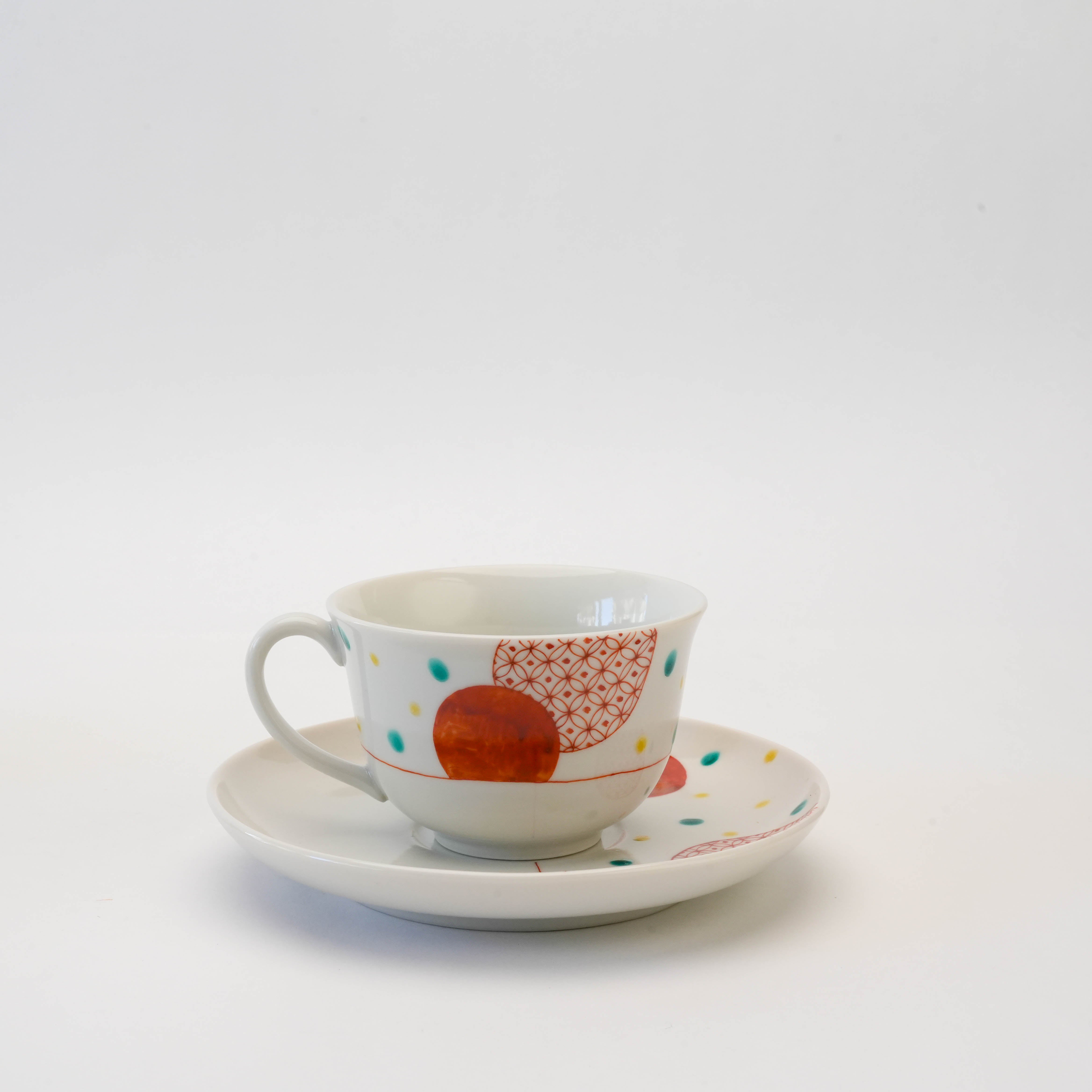 Kutani Ware Coffee Cup & Saucer Pair – Maru Komon Pattern