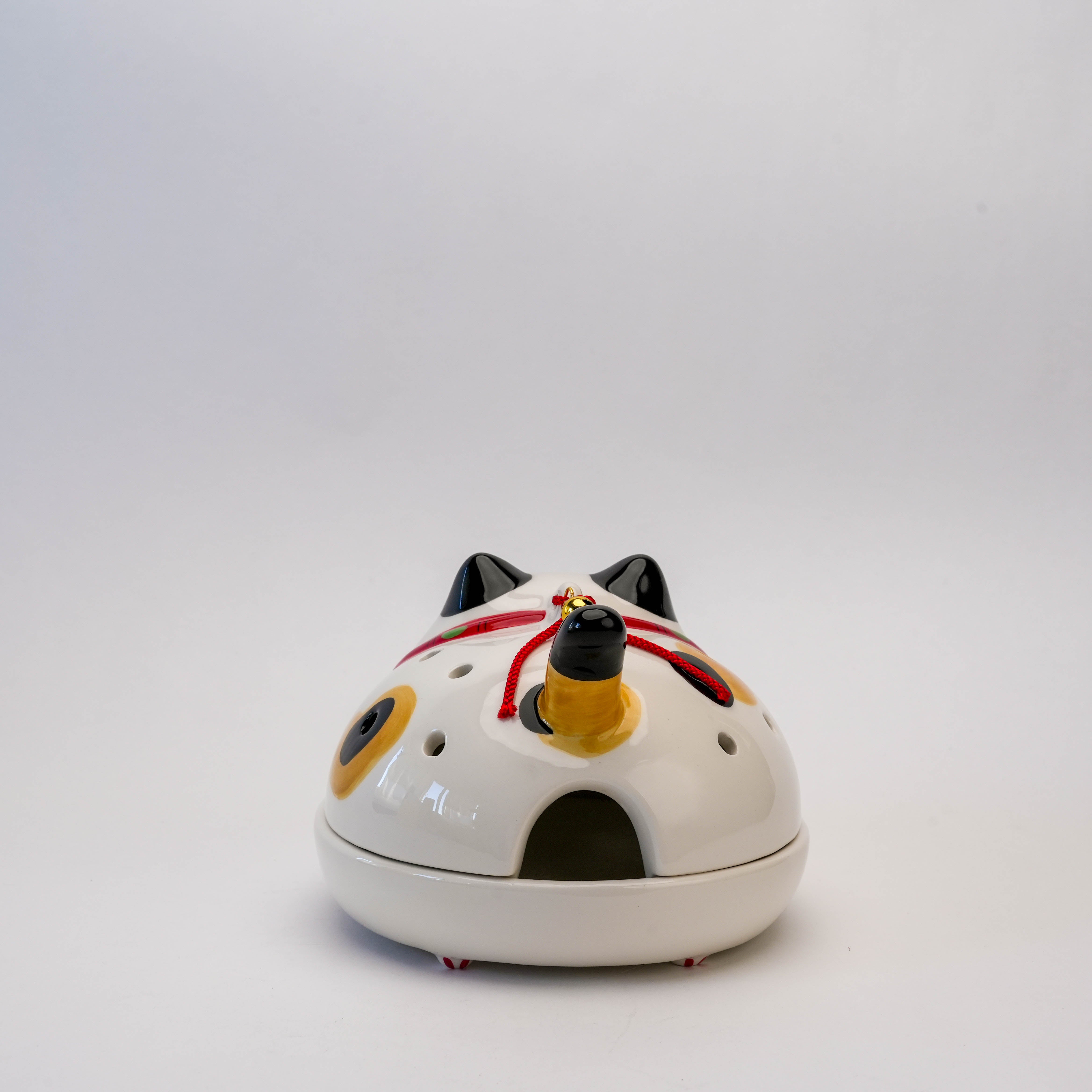 Yakushigama Happy Koi Koi Cat Mosquito Coil Holder