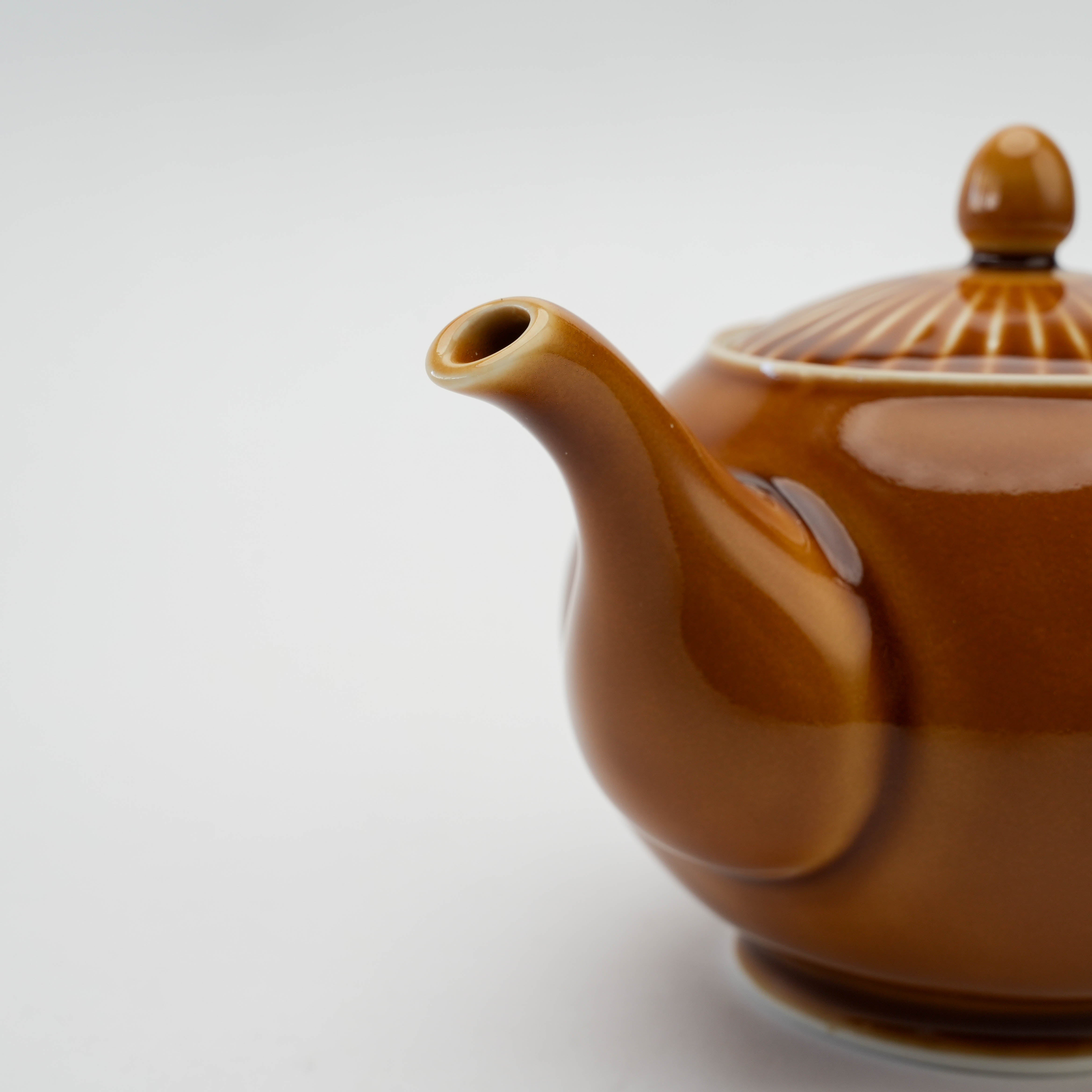 Arita Ware Camel Shinogi Teapot