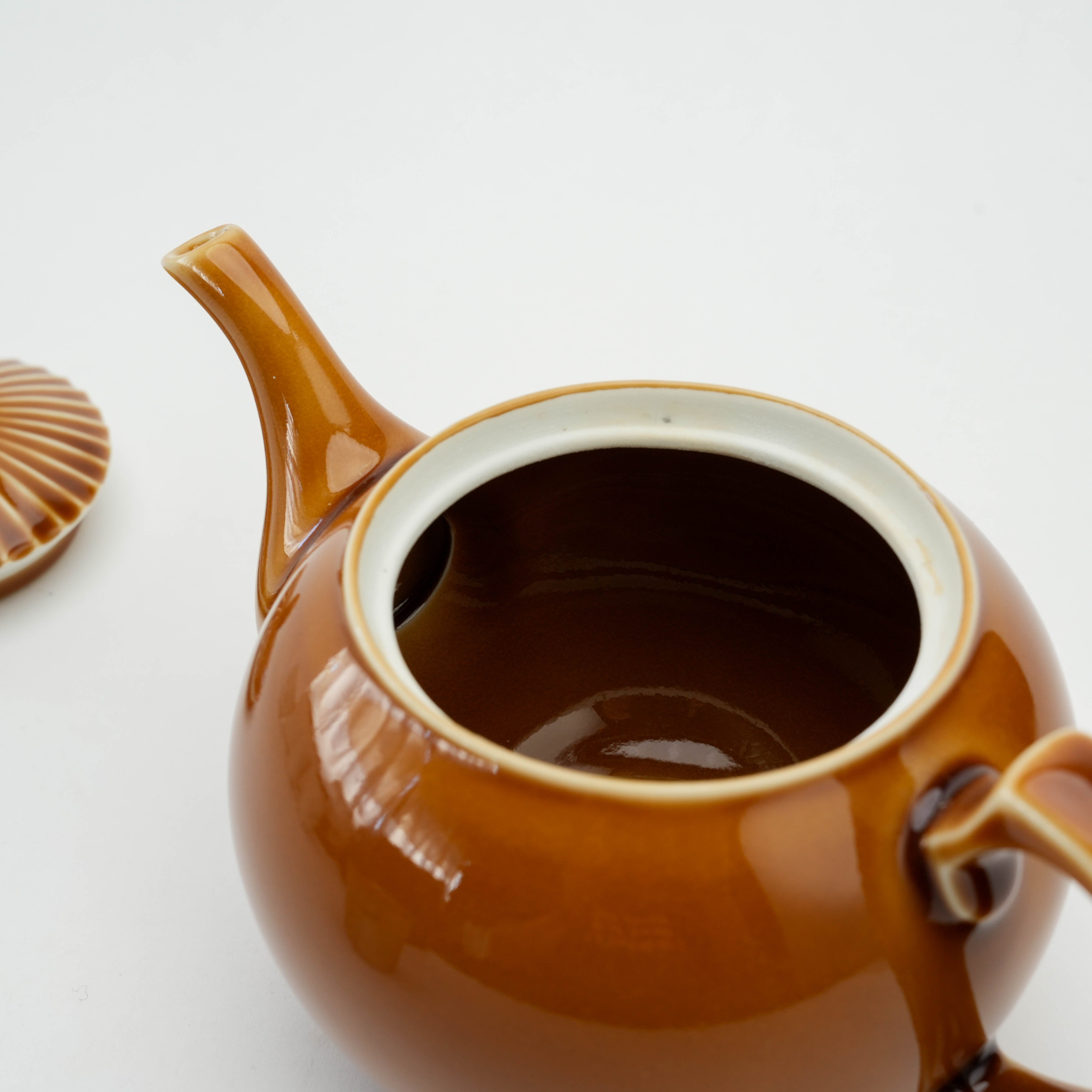 Arita Ware Camel Shinogi Teapot