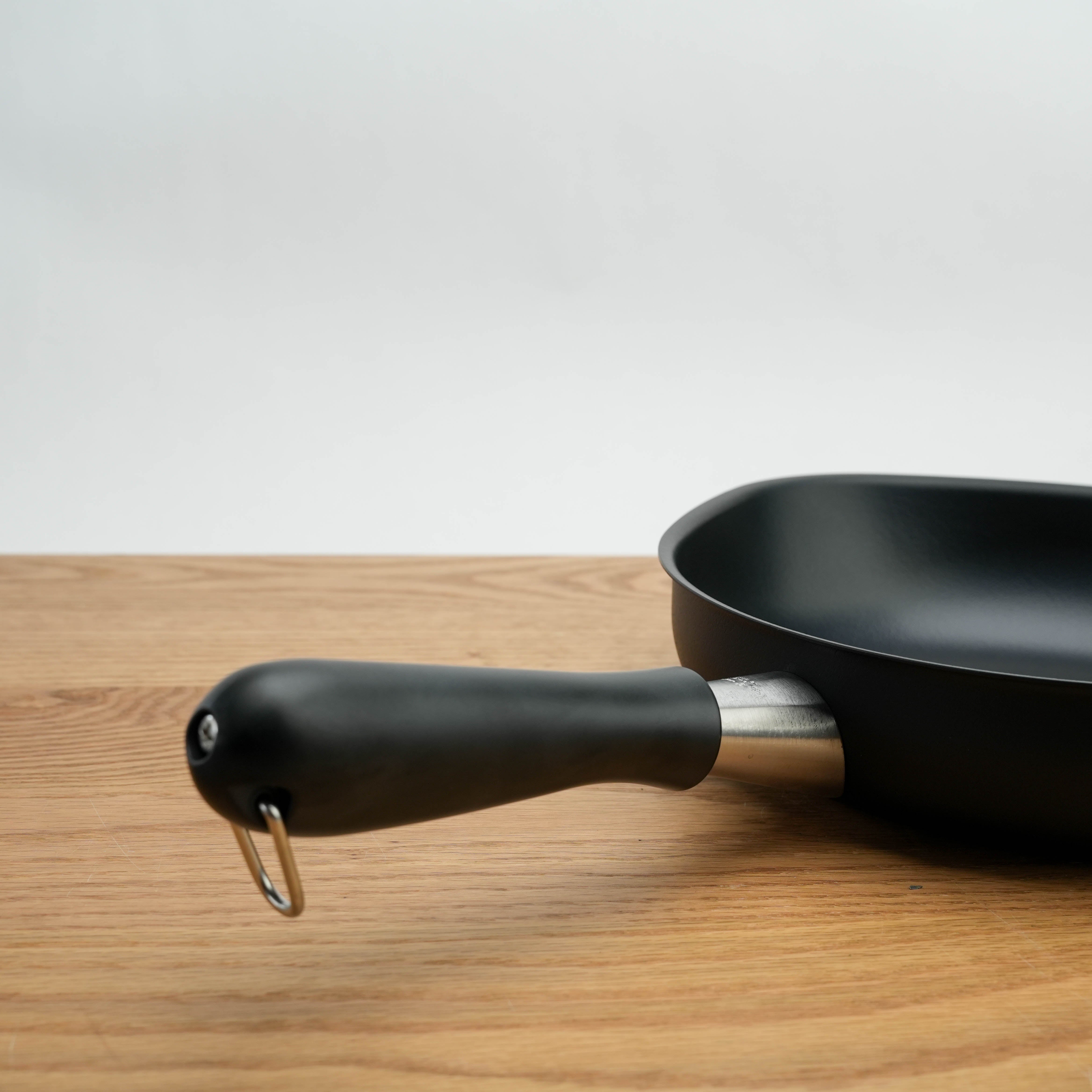 Sori Yanagi Magma Plate Iron Frying Pan