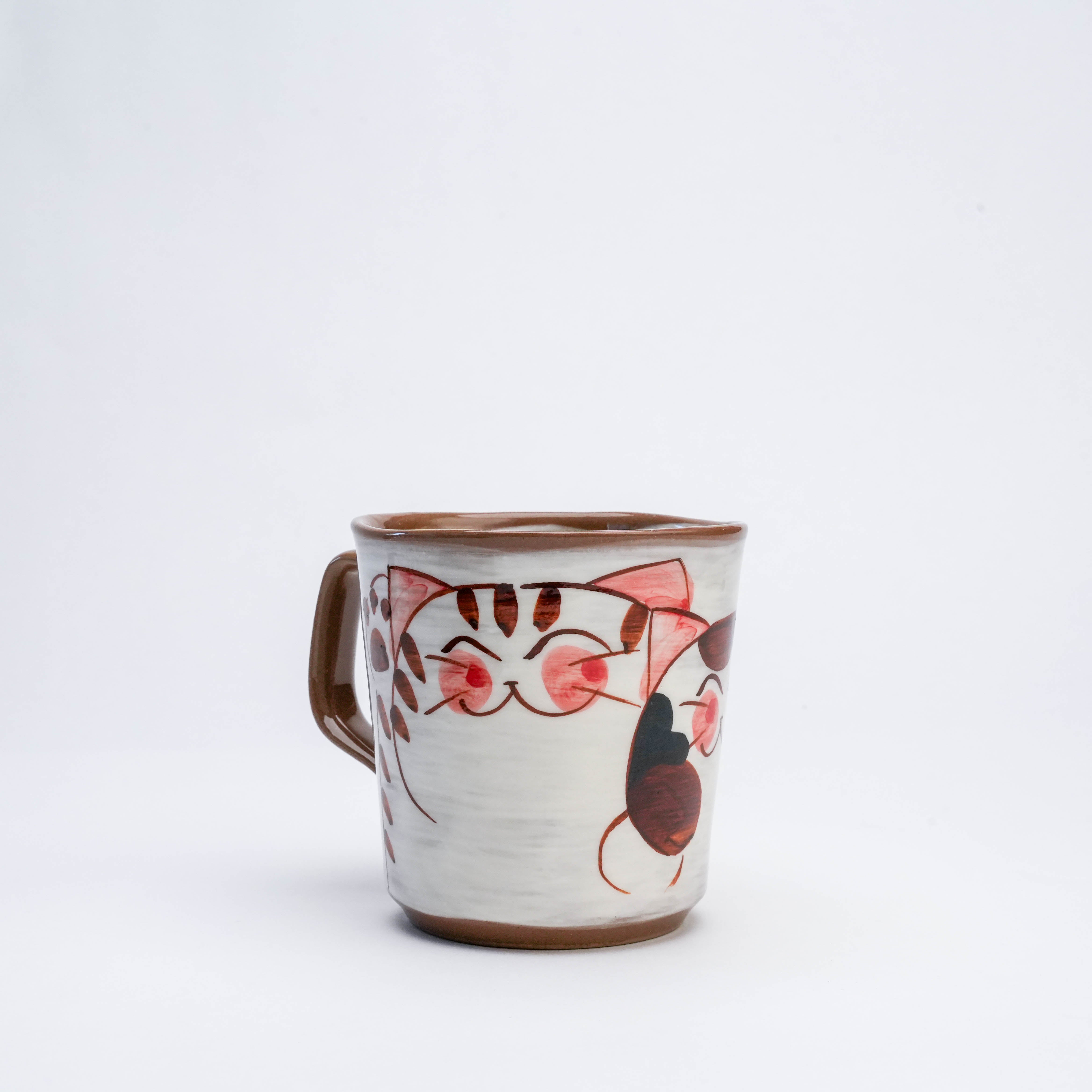 Hasami Ware Three Friendly Cat Handle Mug