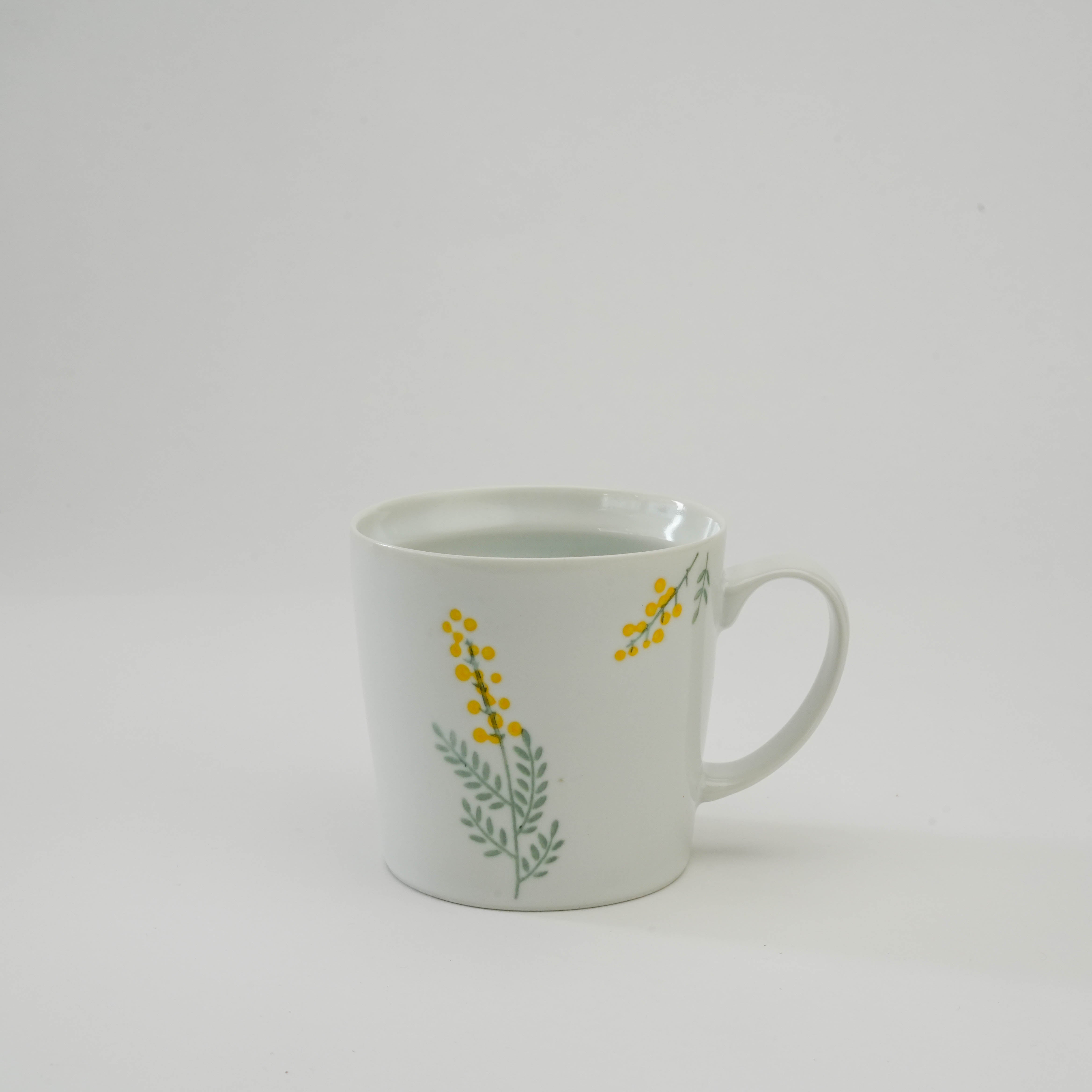 Hasami Ware Mimosa Flower Mug