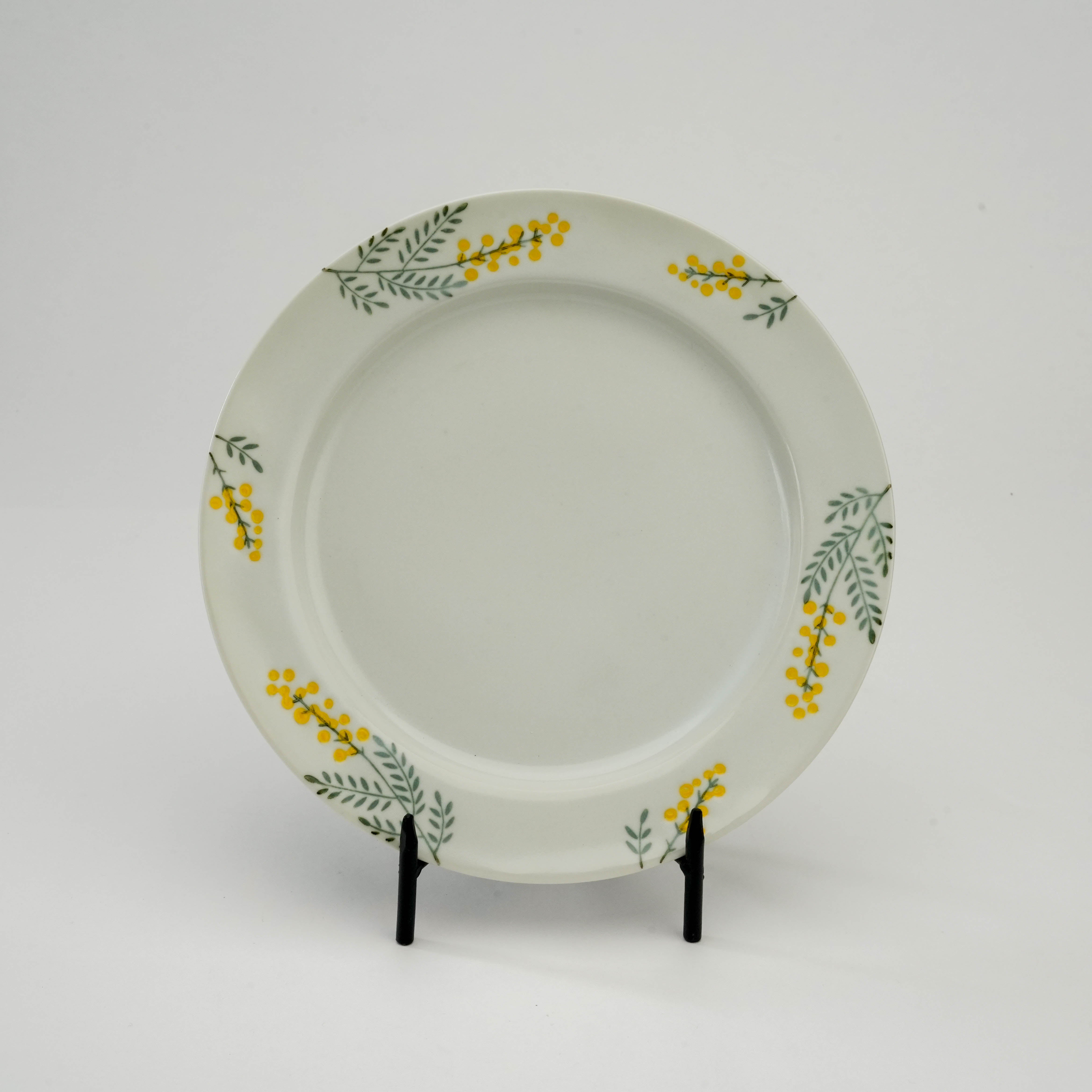 Hasami Ware Mimosa Flower Plate