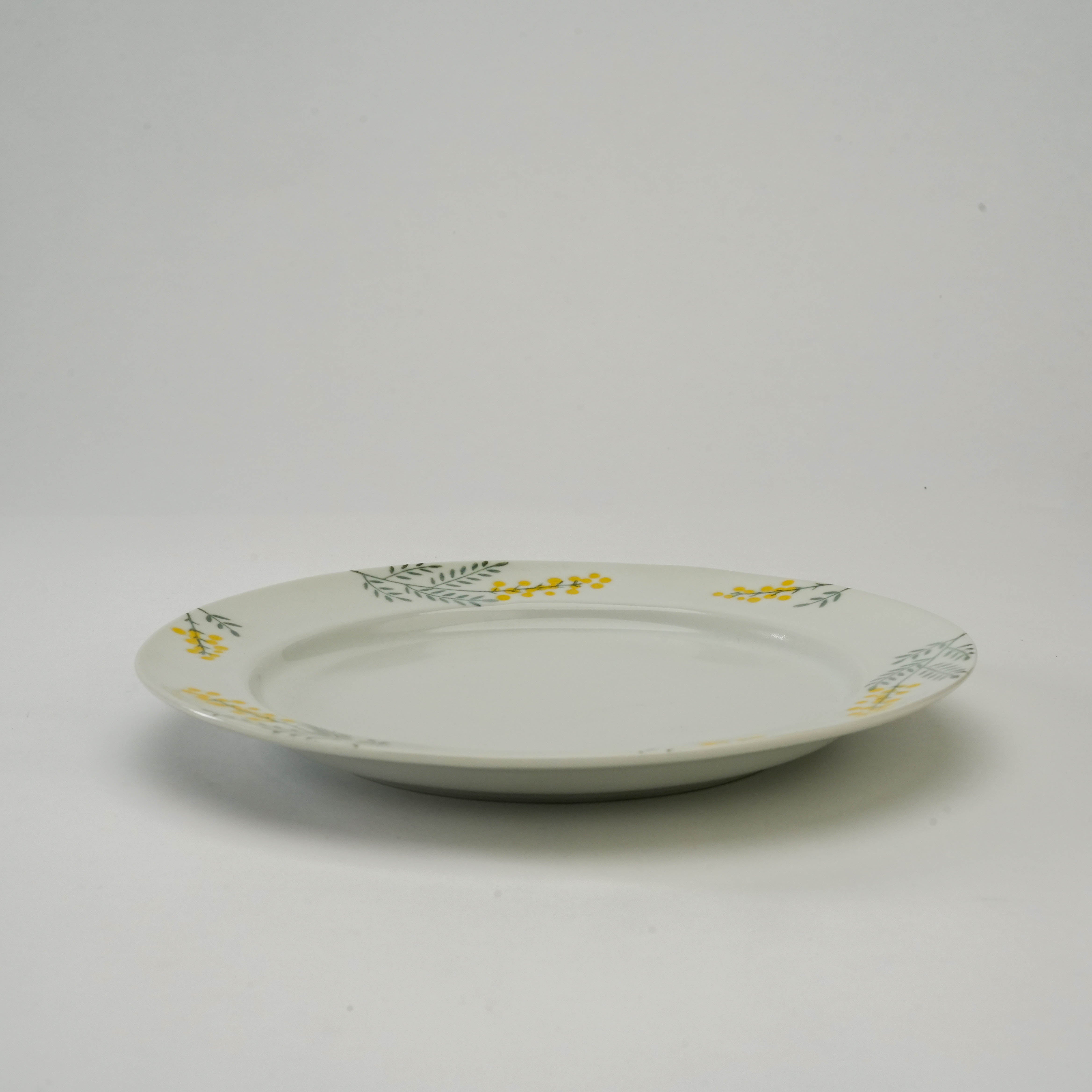 Hasami Ware Mimosa Flower Plate