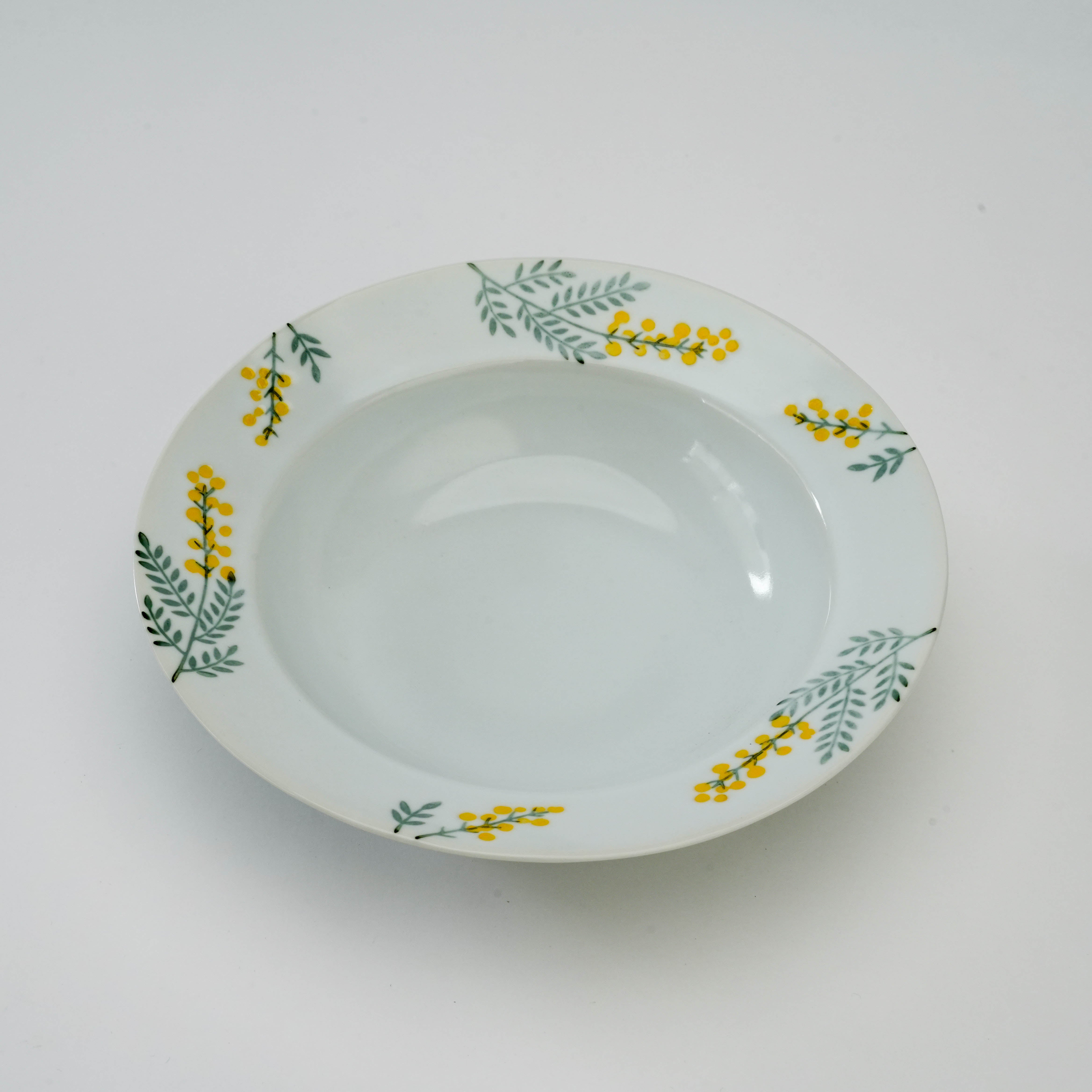 Hasami Ware Mimosa Flower Bowl