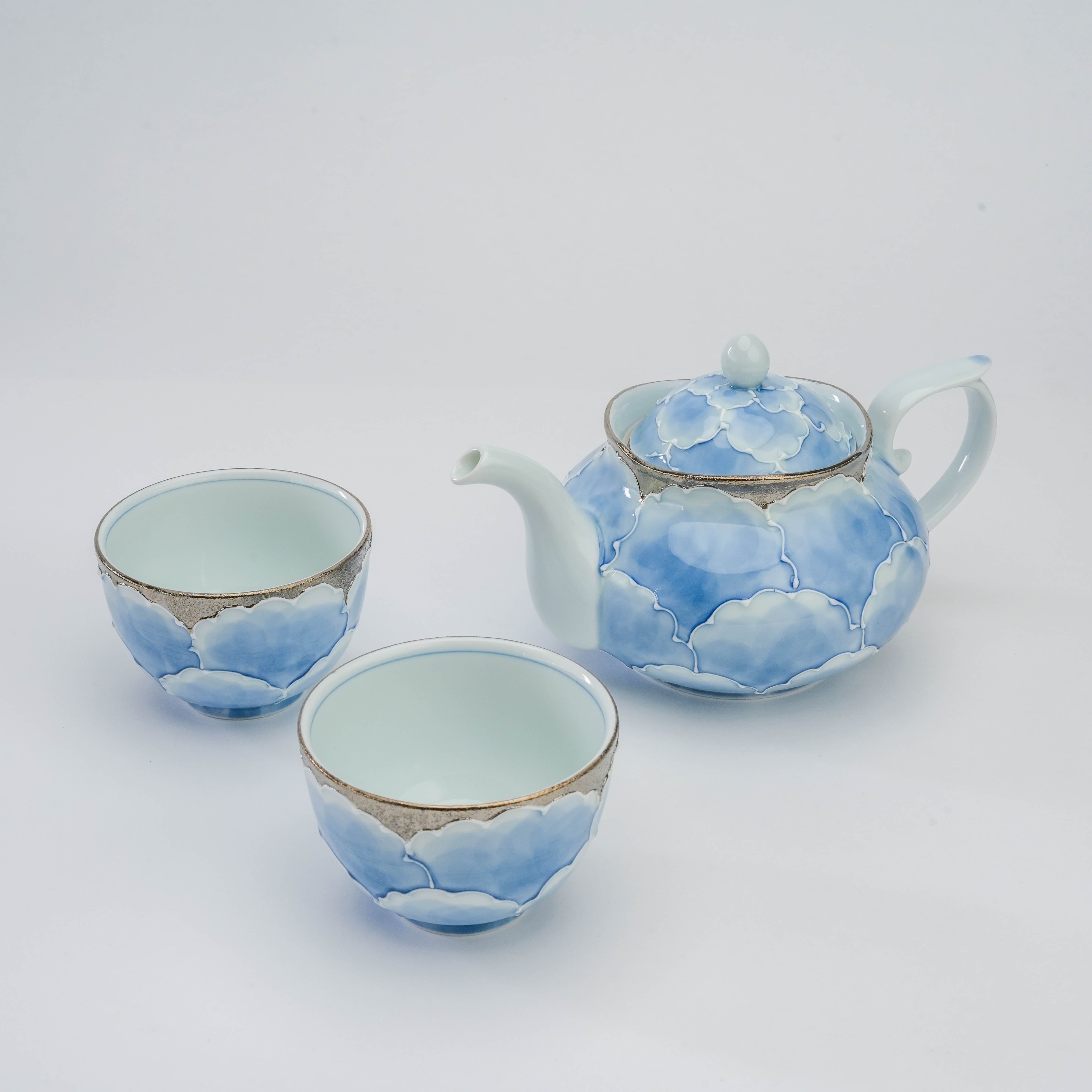 Arita Ware Bunzan Kiln Peony Tea Set – Blue & Silver
