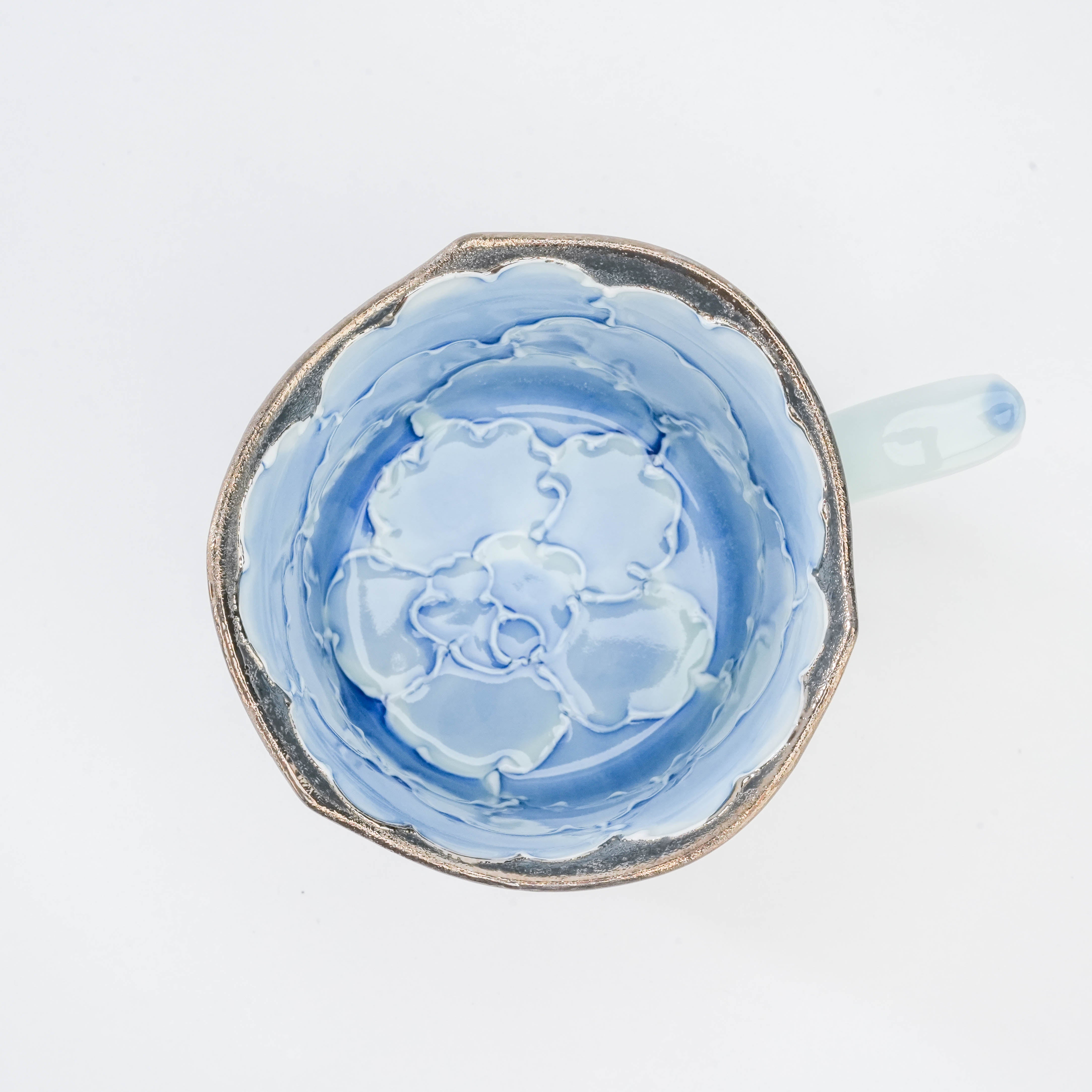 Arita Ware Bunzan Kiln Peony Mug – Blue & Silver Inner Pattern