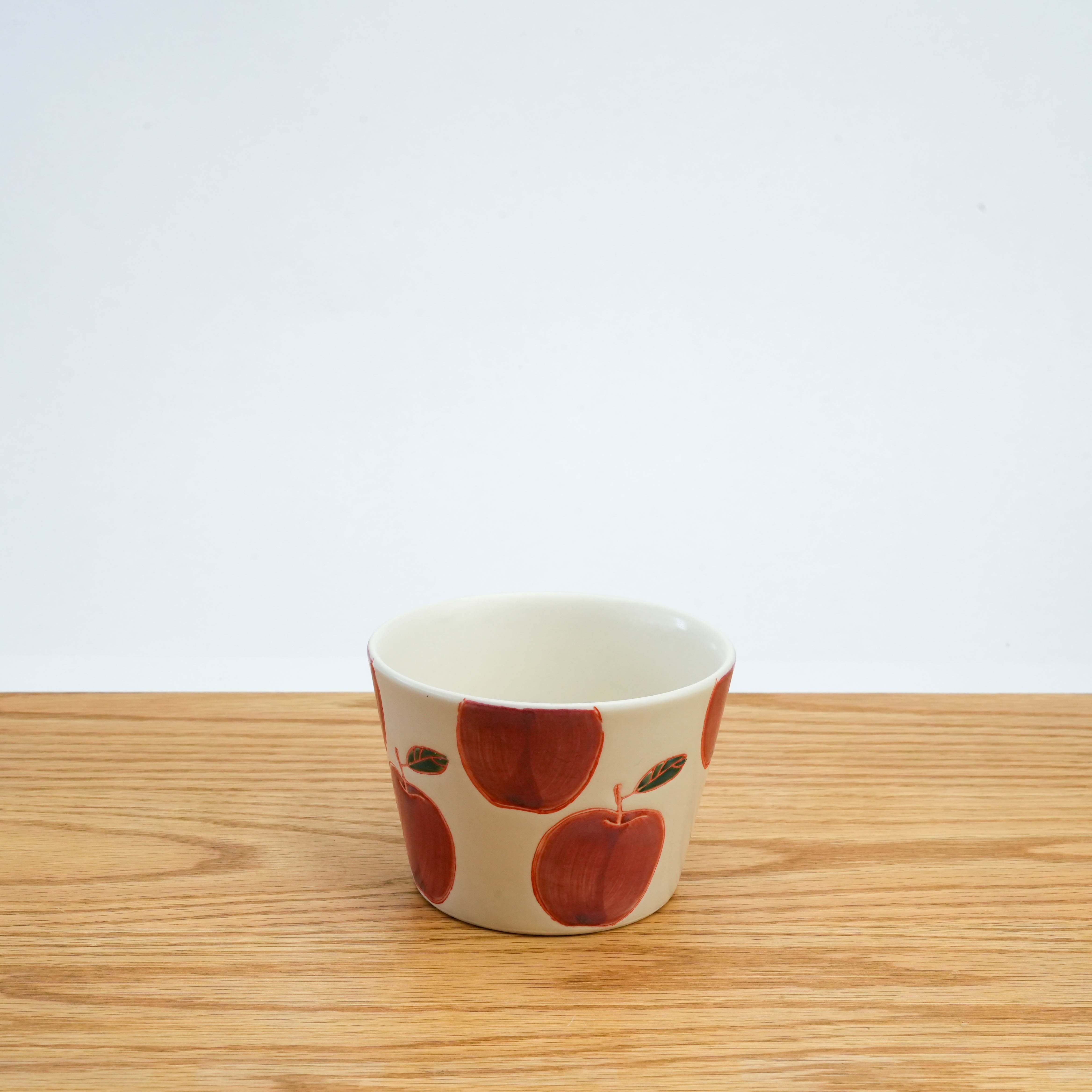 Hasami Ware Fresh Art Y Cup - Apple