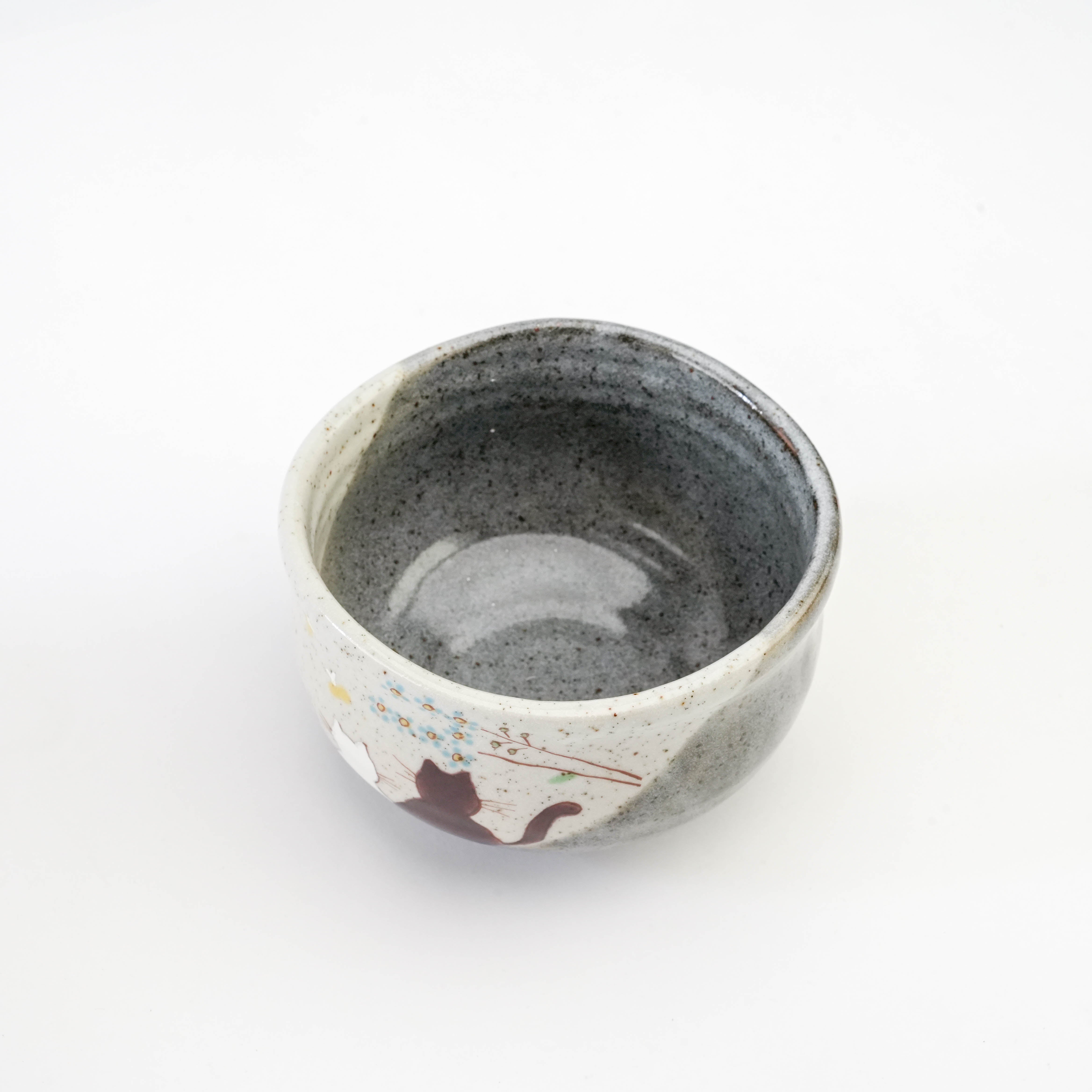 Kutani Ware Sunny Spot Cat Matcha Bowl