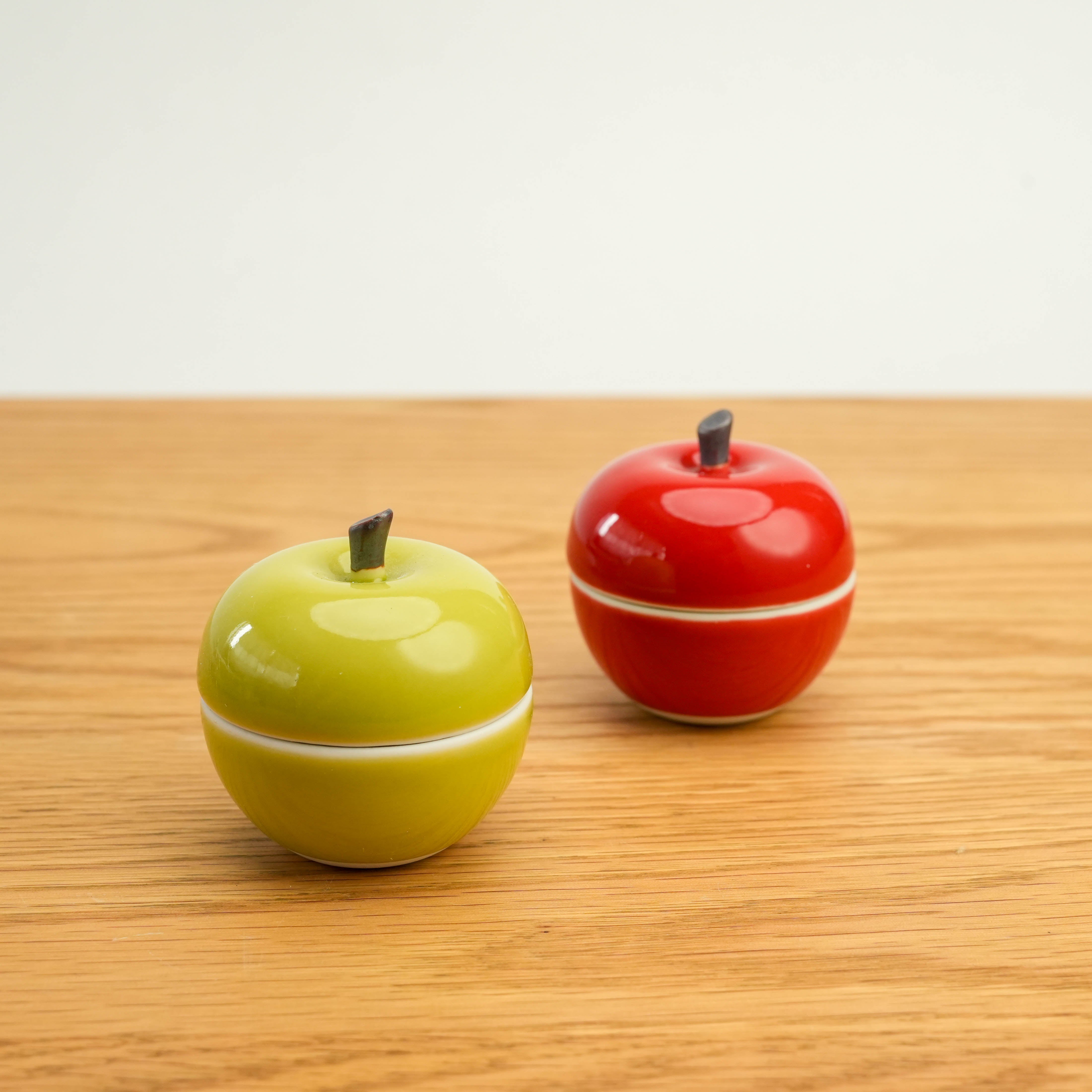Hasami Ware Apple Container
