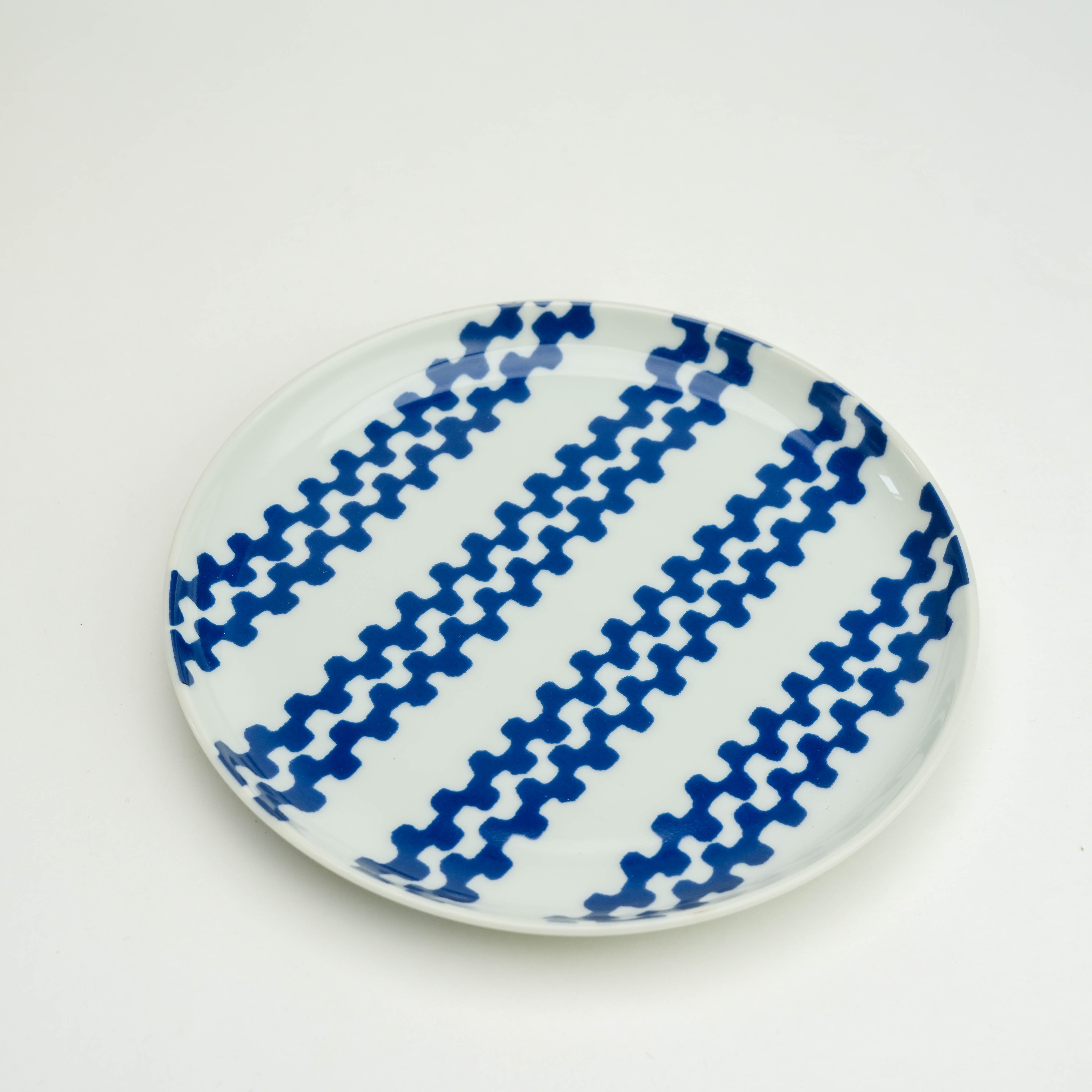 Hasami Ware Medium Plate Chouette Blue