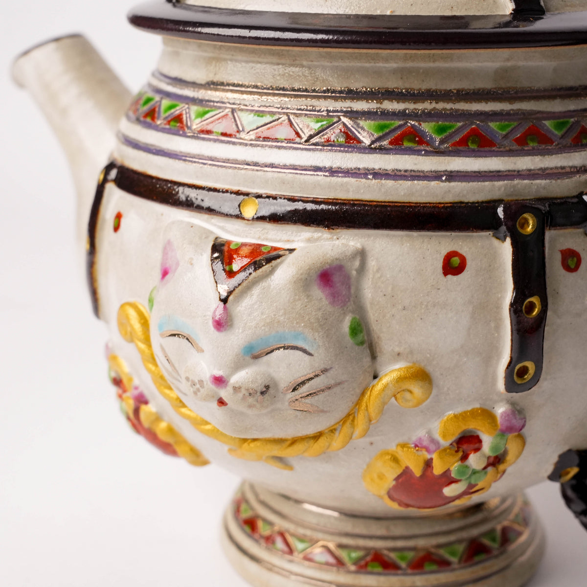 Koichi Yasunaga Cat Guardian Teapot