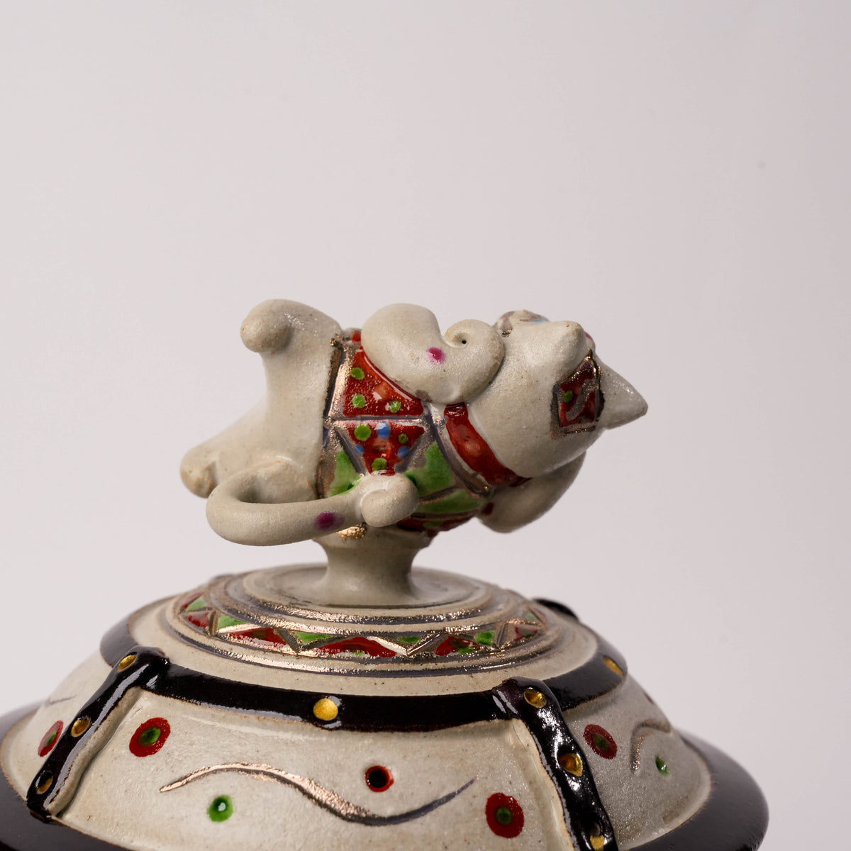 Koichi Yasunaga Cat Guardian Teapot