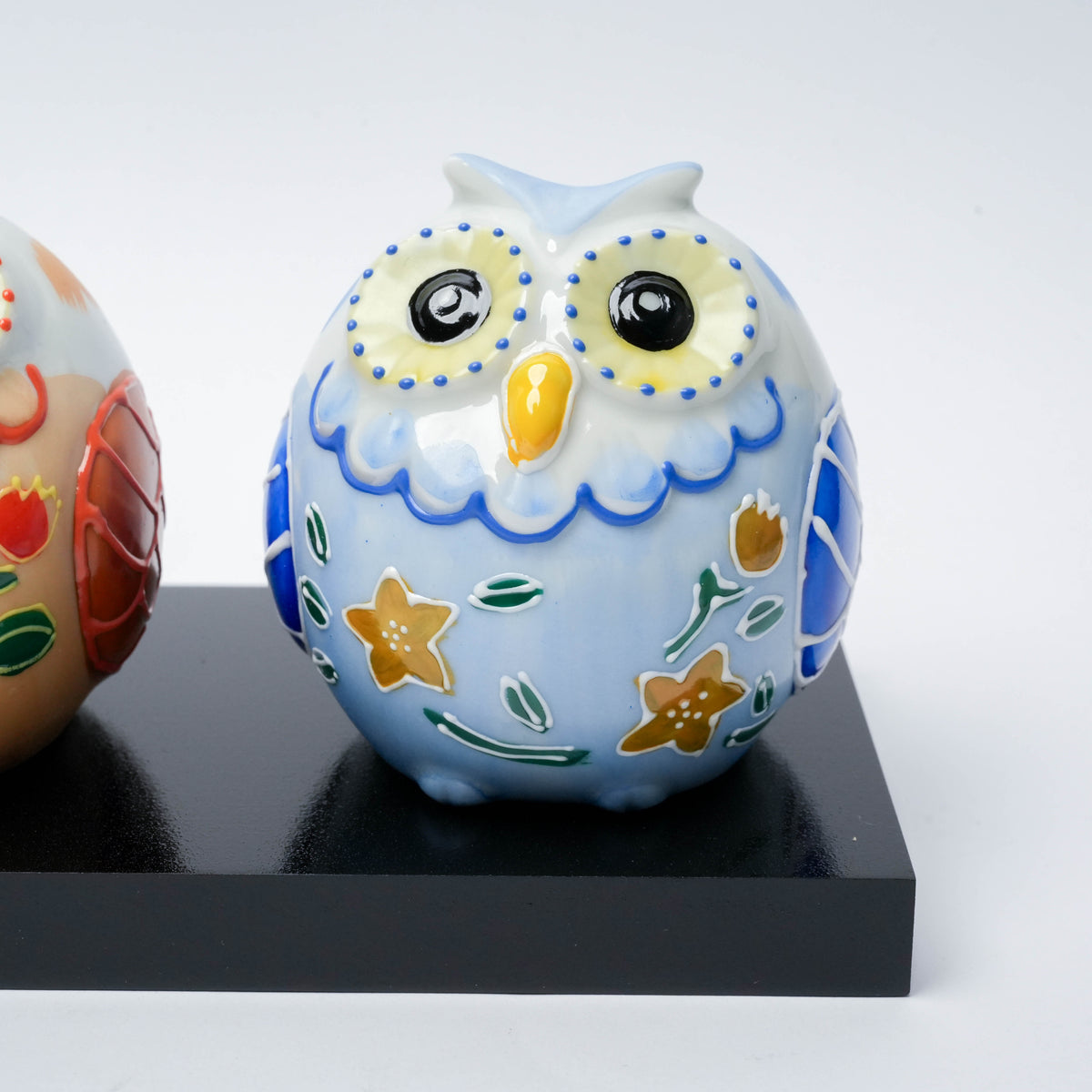 Kutani Ware Owl Pair – Blossom Guardians of Good Fortune