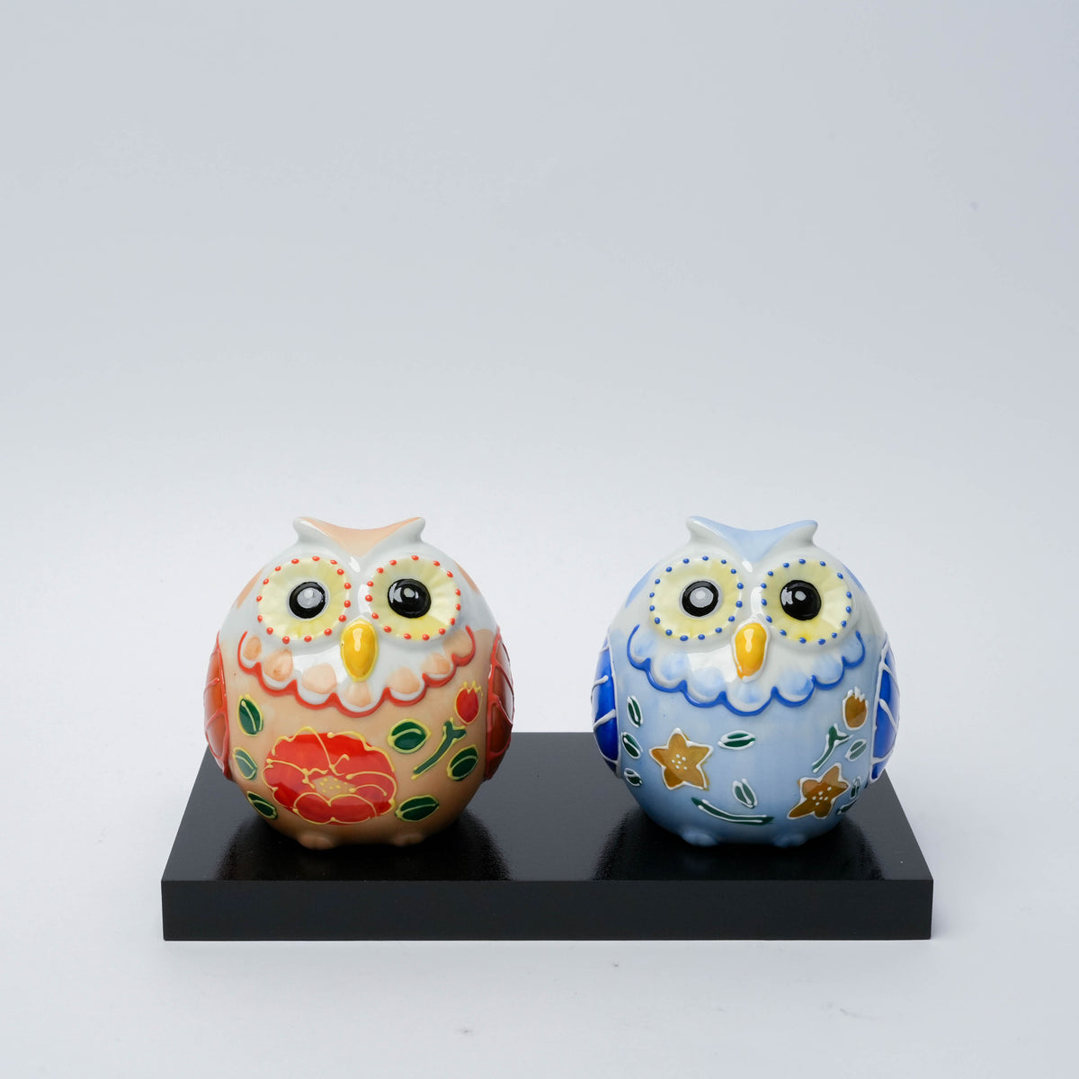 Kutani Ware Owl Pair – Blossom Guardians of Good Fortune