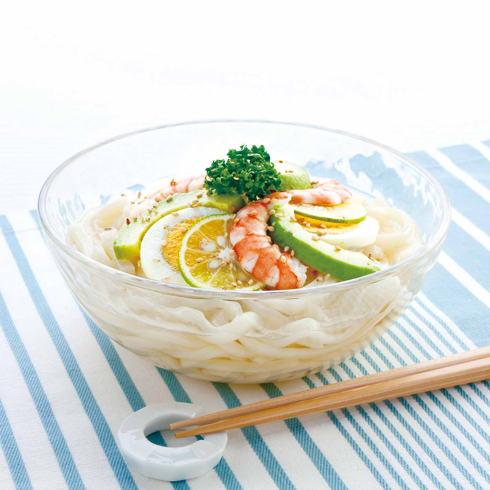 Toyo-Sasaki Gracieux Bowl - Clear Glass Bowl | Made in Japan, used for cold udon with shrimp and avocado, showcasing its versatile design.
