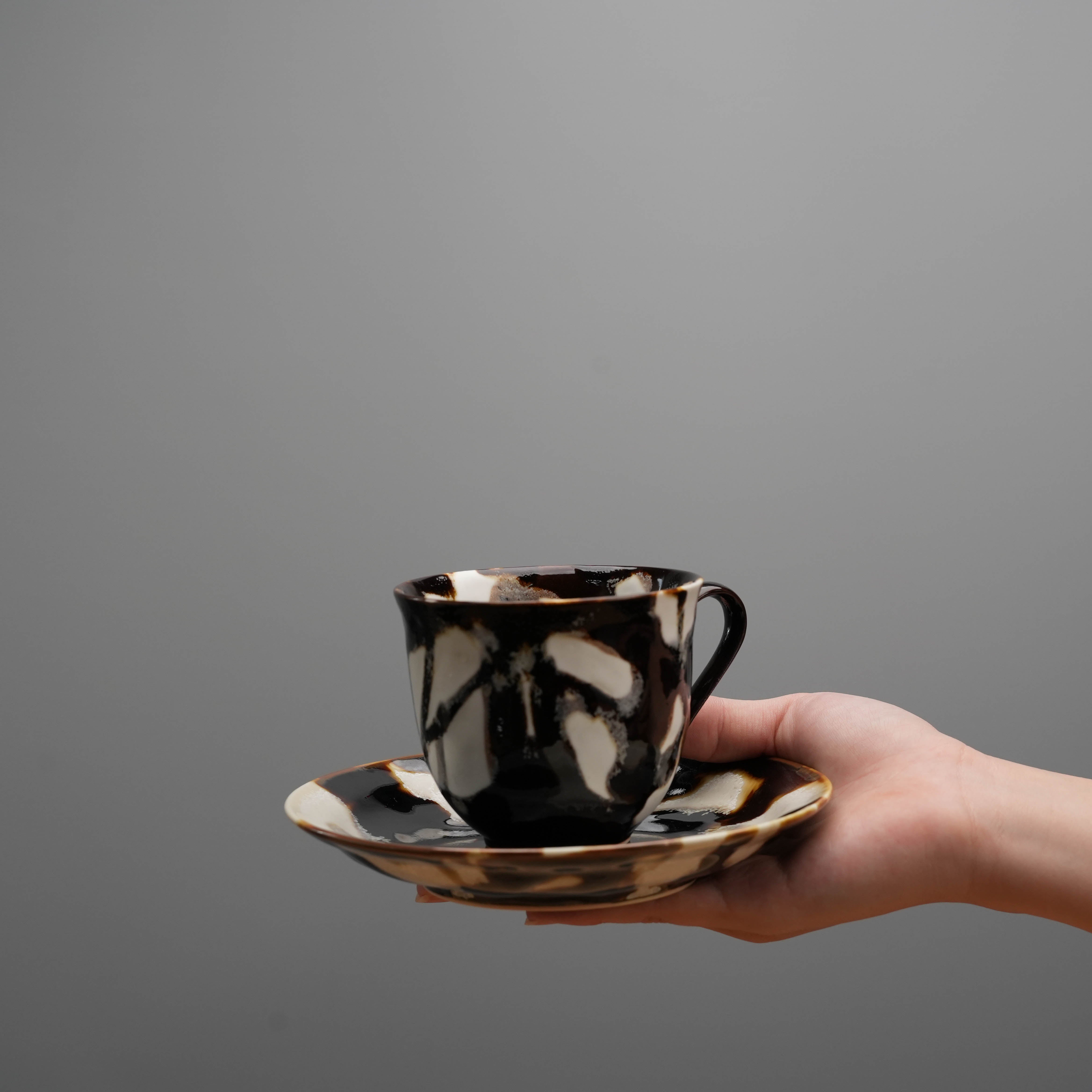 Arita ware Yuki Black And Cream Cup & Saucer Set
