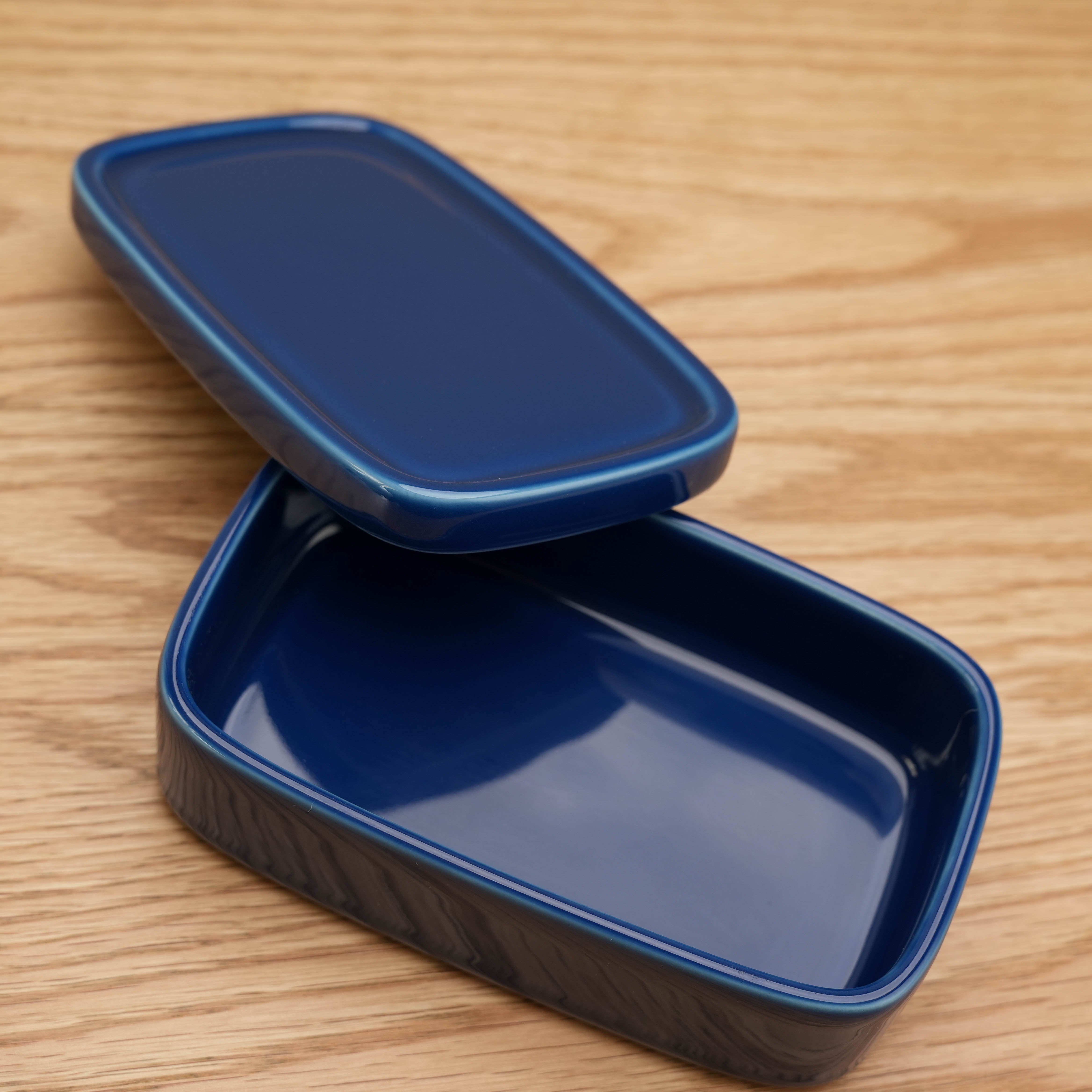 Hasami Ware Hakusan Butter Dish