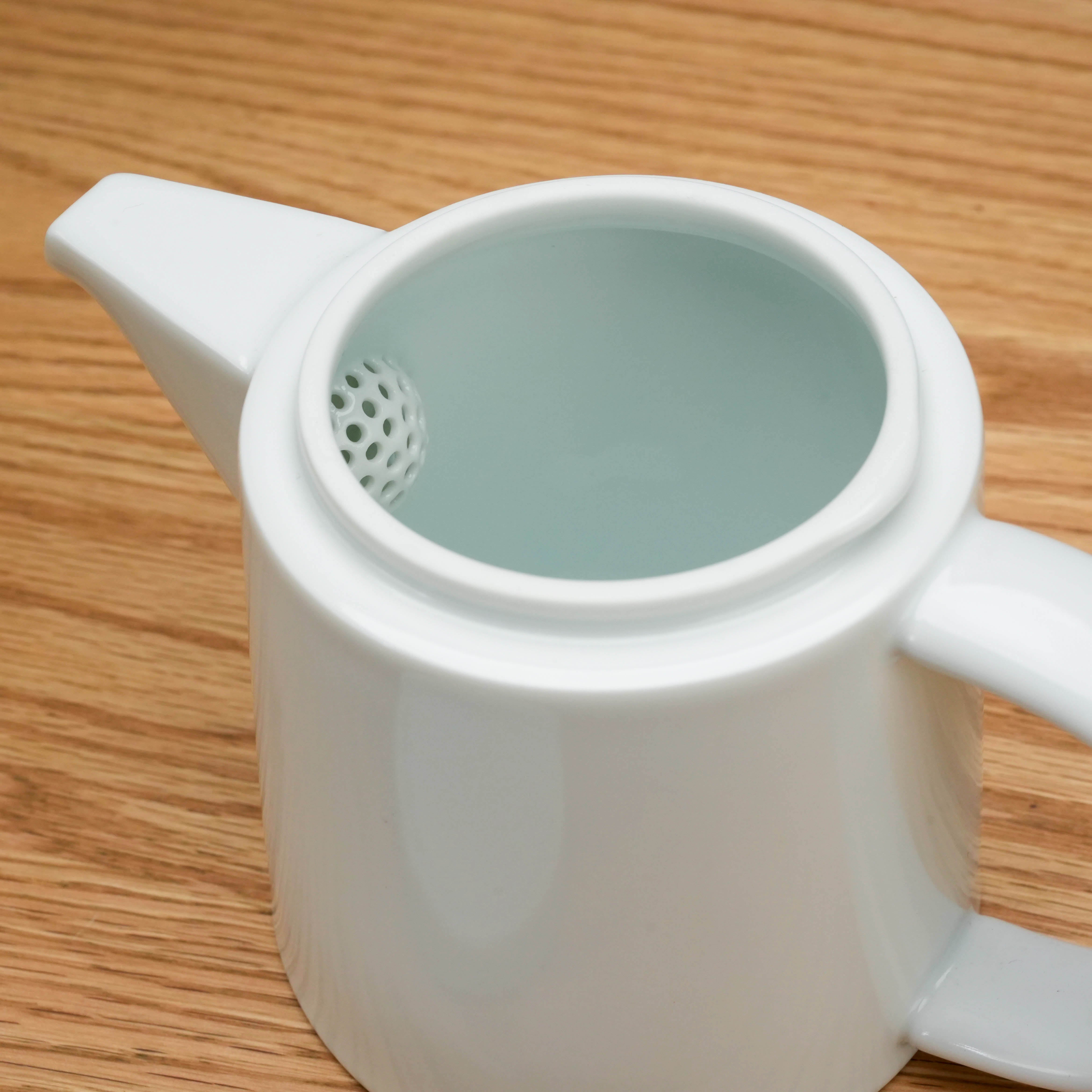 Hasami Ware Hakusan M Type Tea Pot