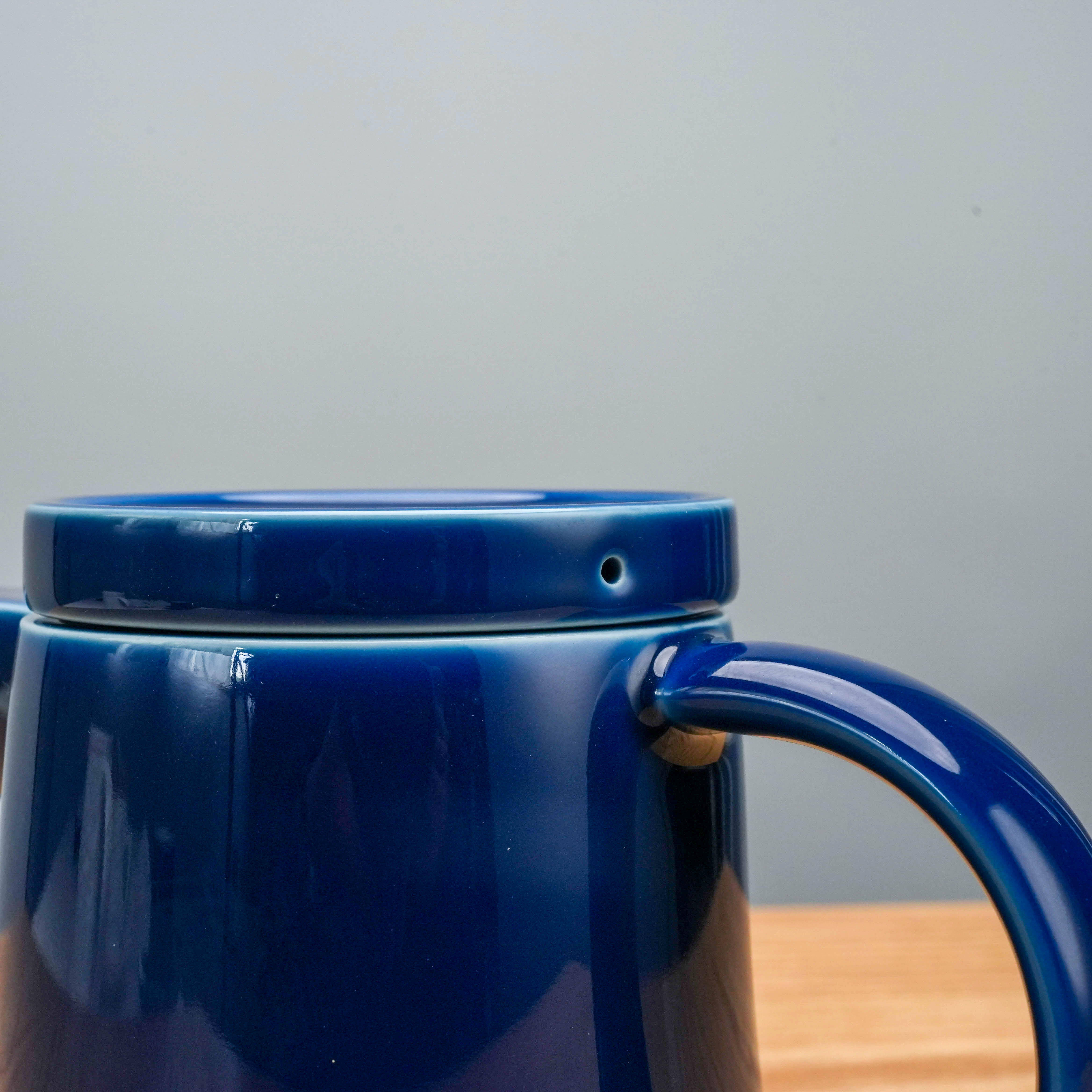 Hasami Ware Hakusan M Type Tea Pot