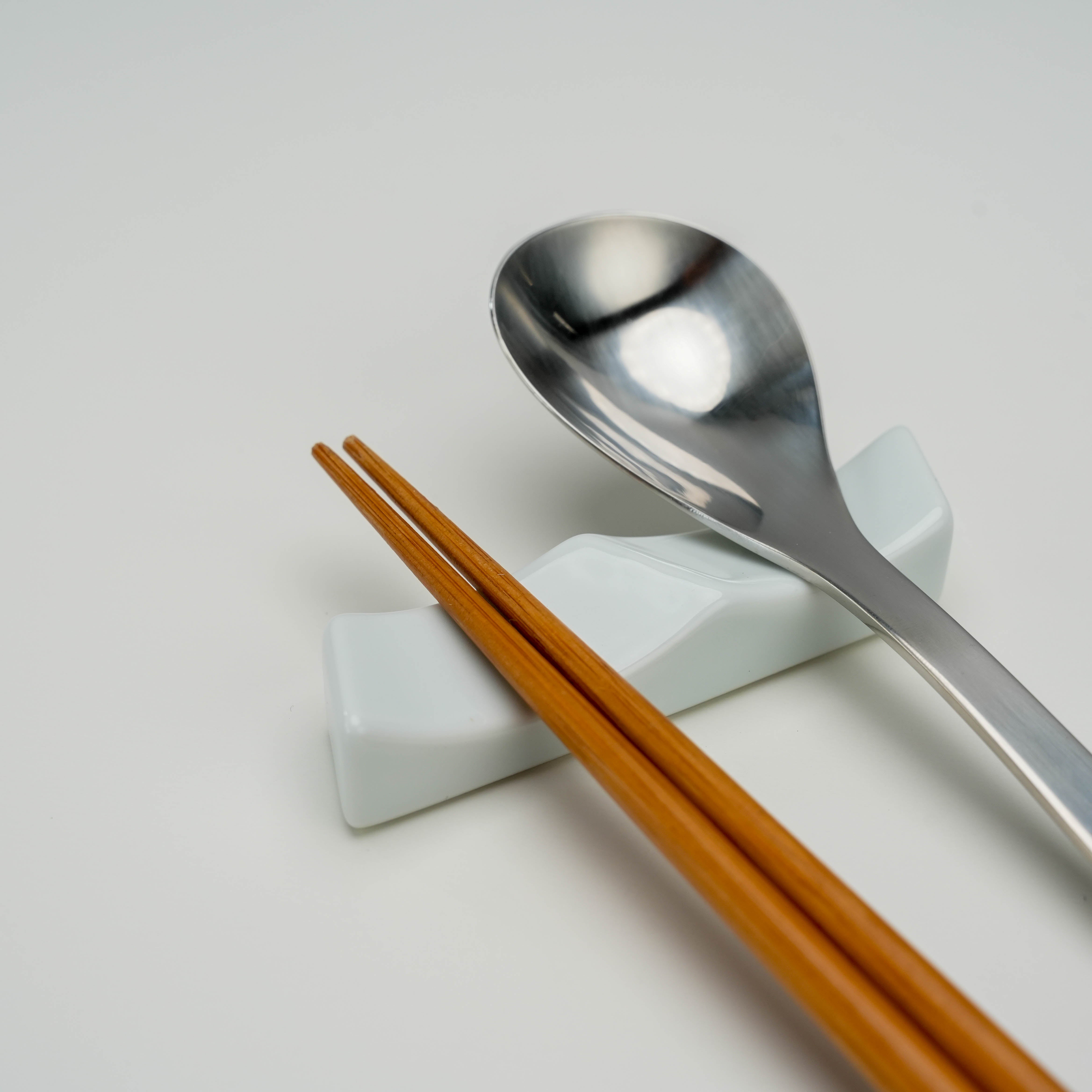 Hasami Ware Hakusan Double Crest Cutlery Rest