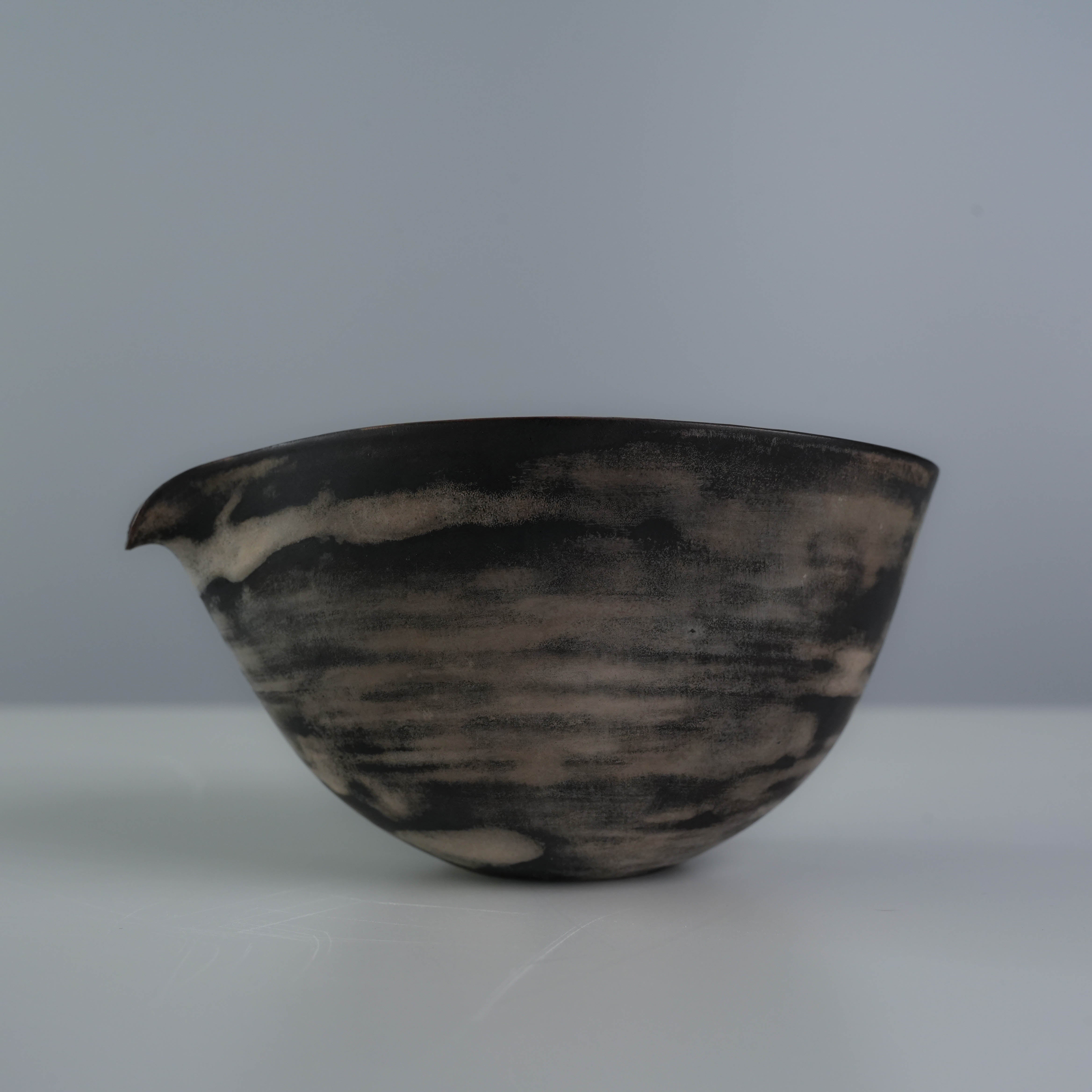 Side profile of the handmade Lonesome Studio Qushui tea pitcher with silver glaze and black brushstroke design, part of Gongfu Cha tea set.
