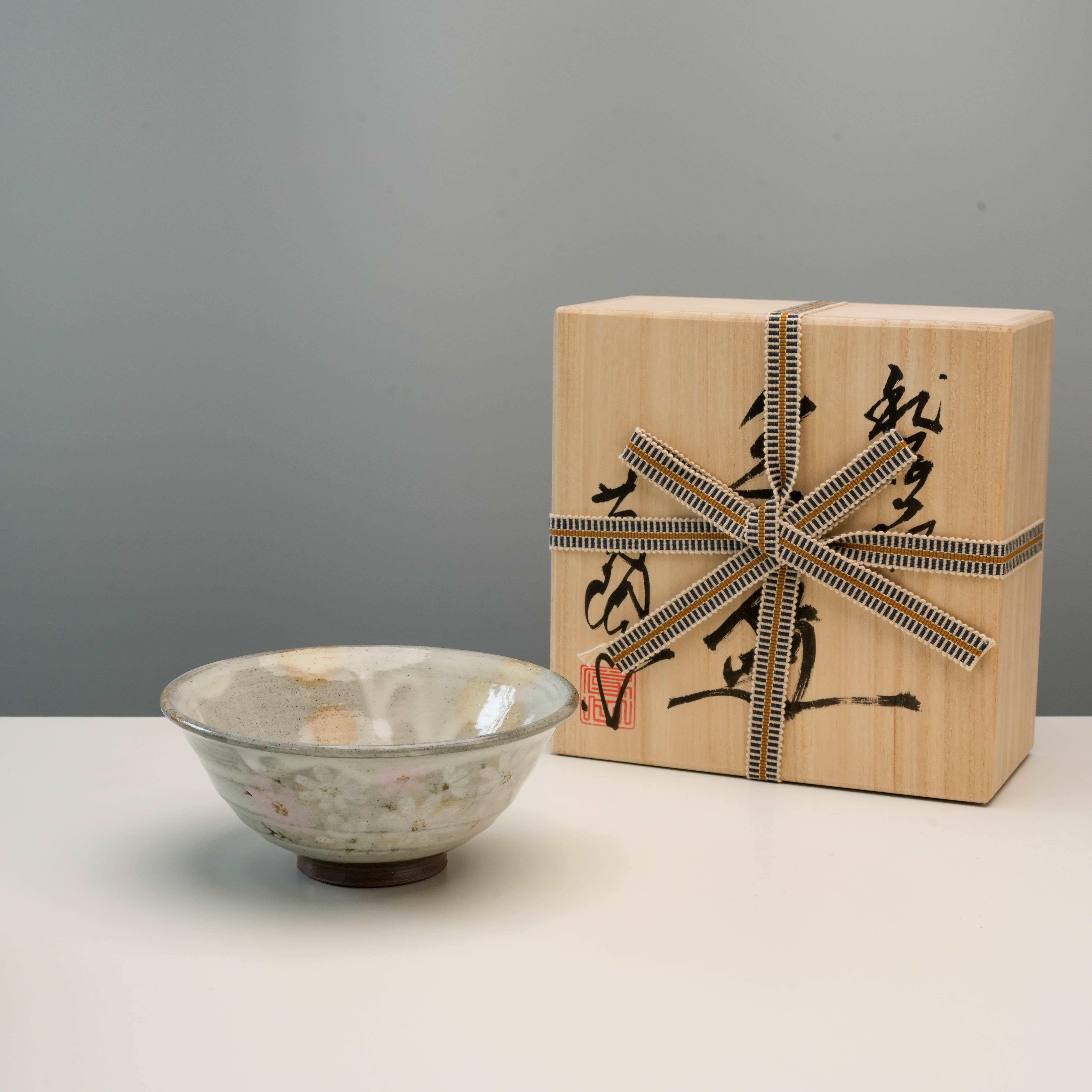 Mino Ware Cosmos Flower Matcha Bowl – Crafted by Kikuto