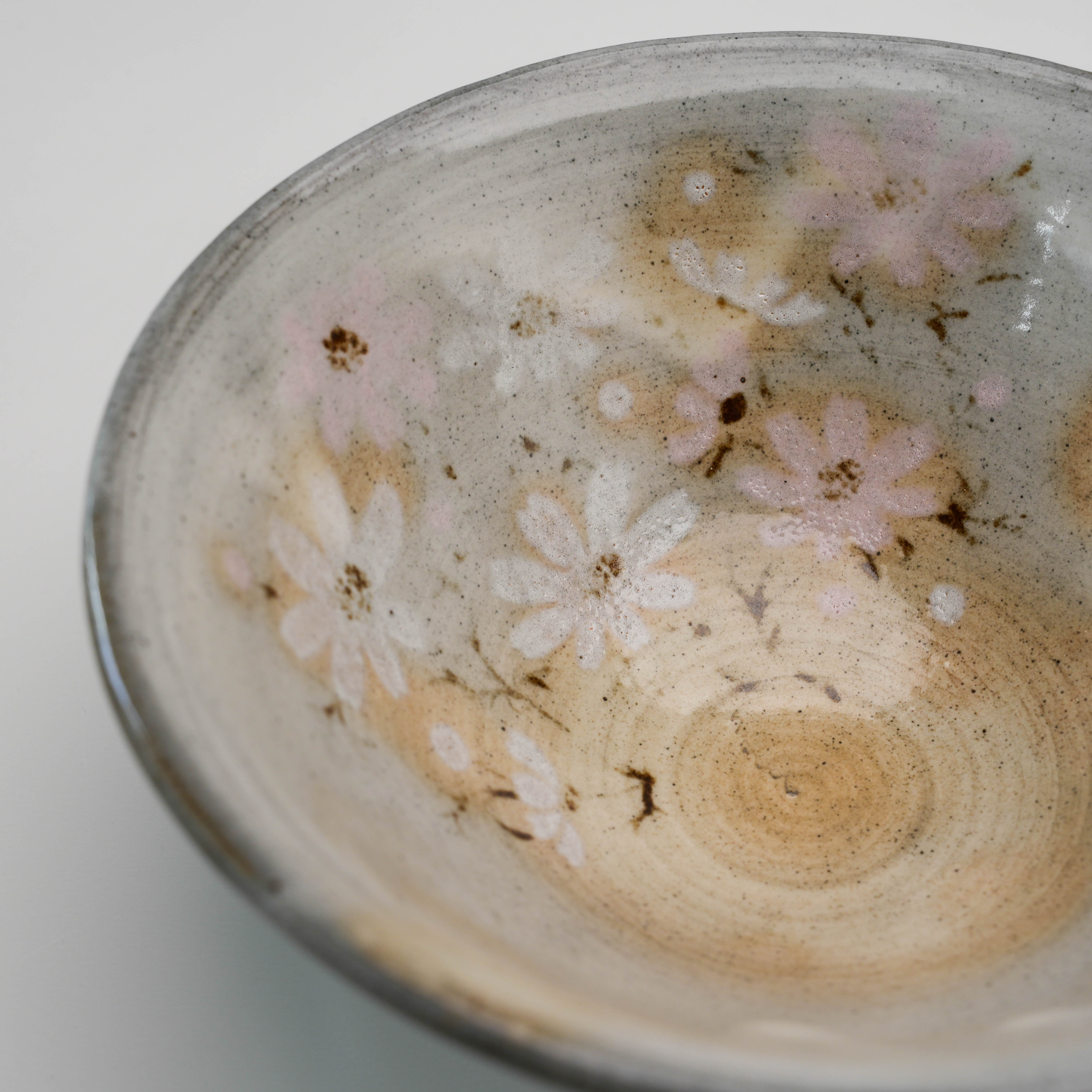 Mino Ware Cosmos Flower Matcha Bowl – Crafted by Kikuto