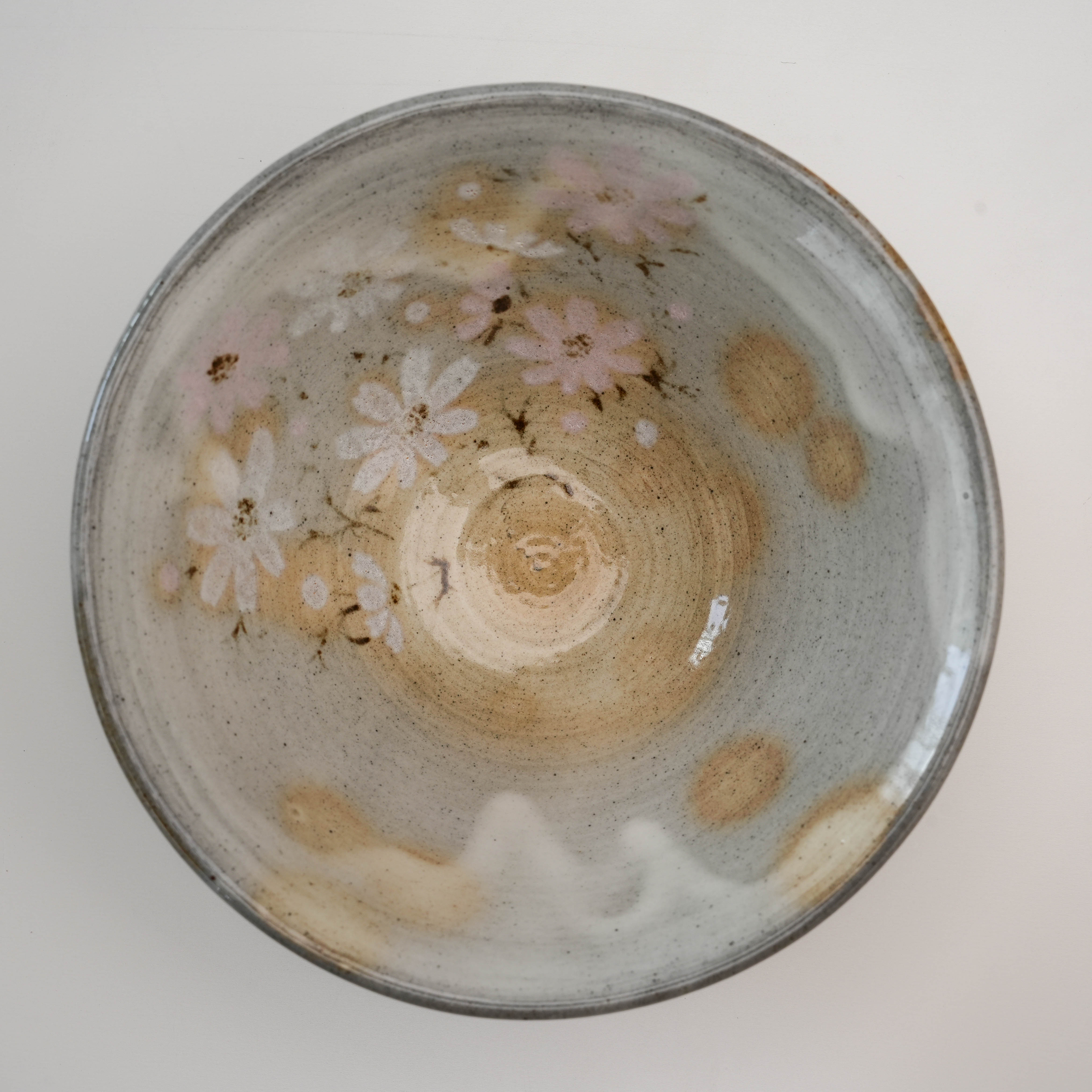 Mino Ware Cosmos Flower Matcha Bowl – Crafted by Kikuto