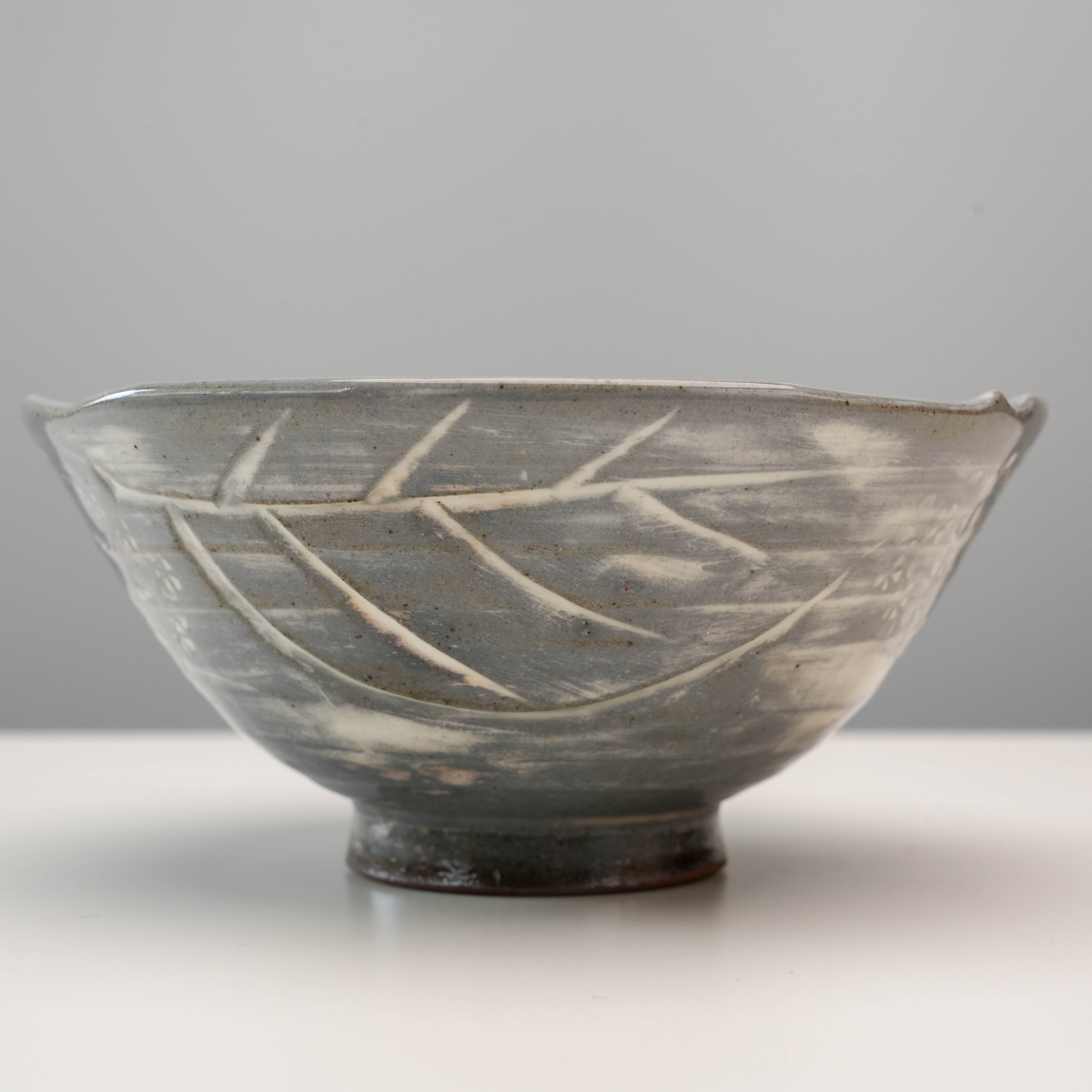 Mino Ware Hydrangea macrophylla Matcha Bowl – Crafted by Kikuto