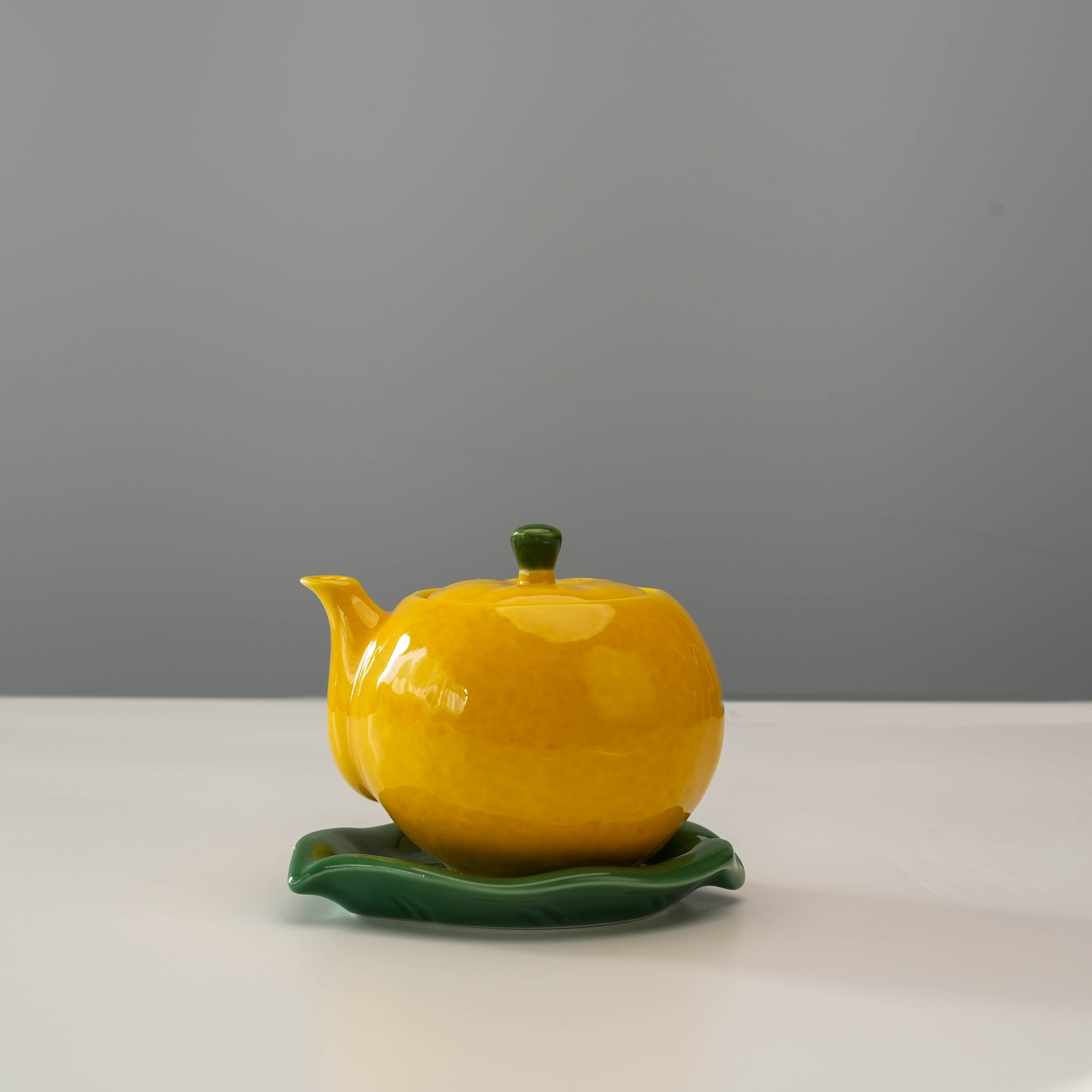 Arita Ware Yuzu Soy Sauce Dispenser